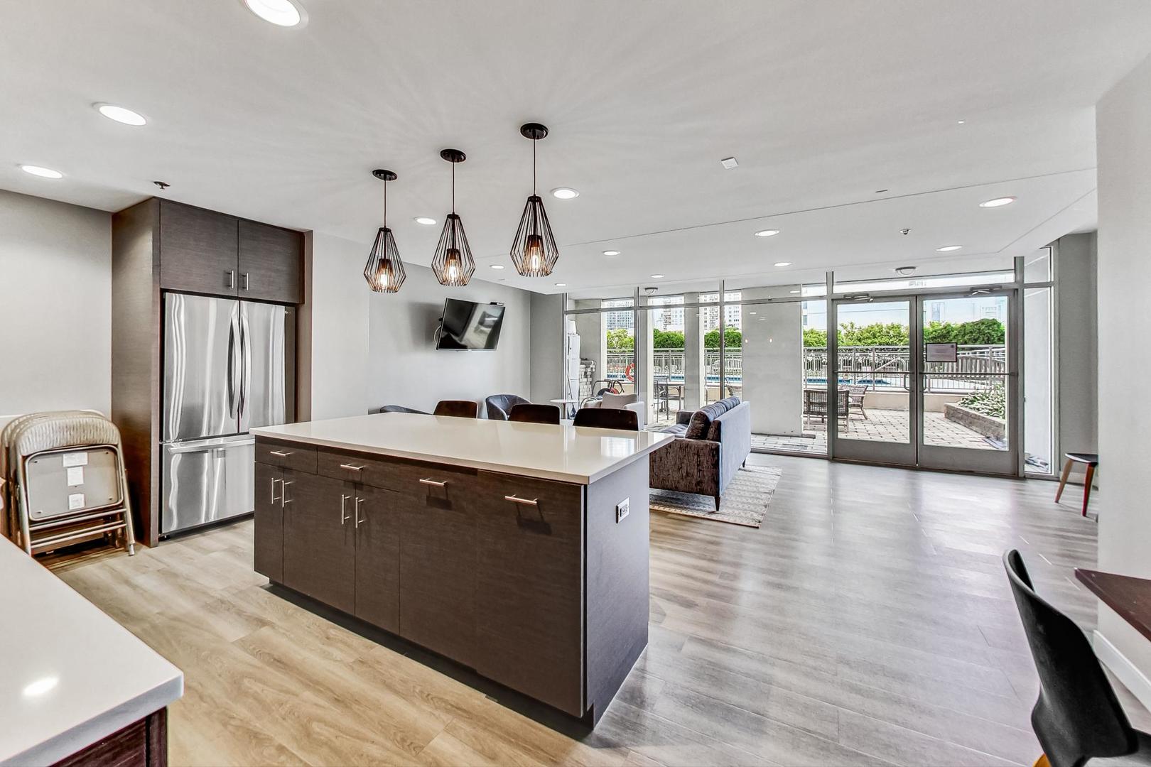 1250 S Michigan Avenue Unit: 1308