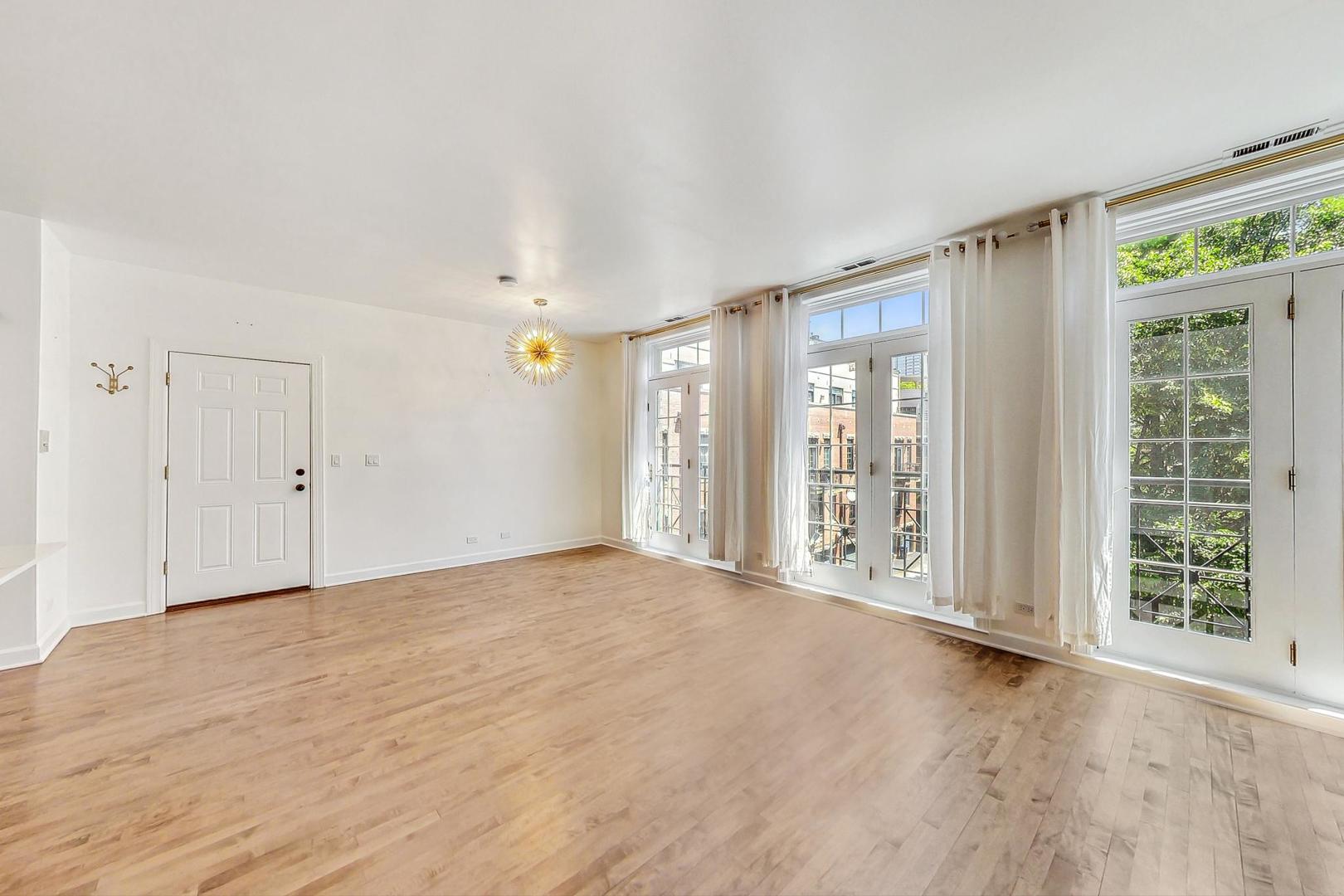 710 N Orleans Street Unit: C
