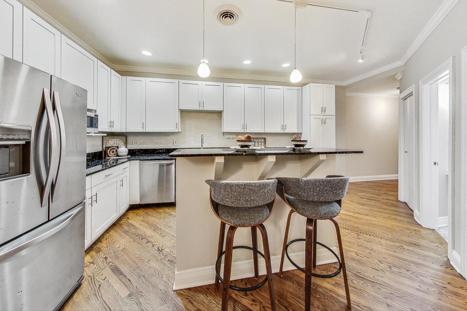 2229 N Seminary Avenue Unit: 1