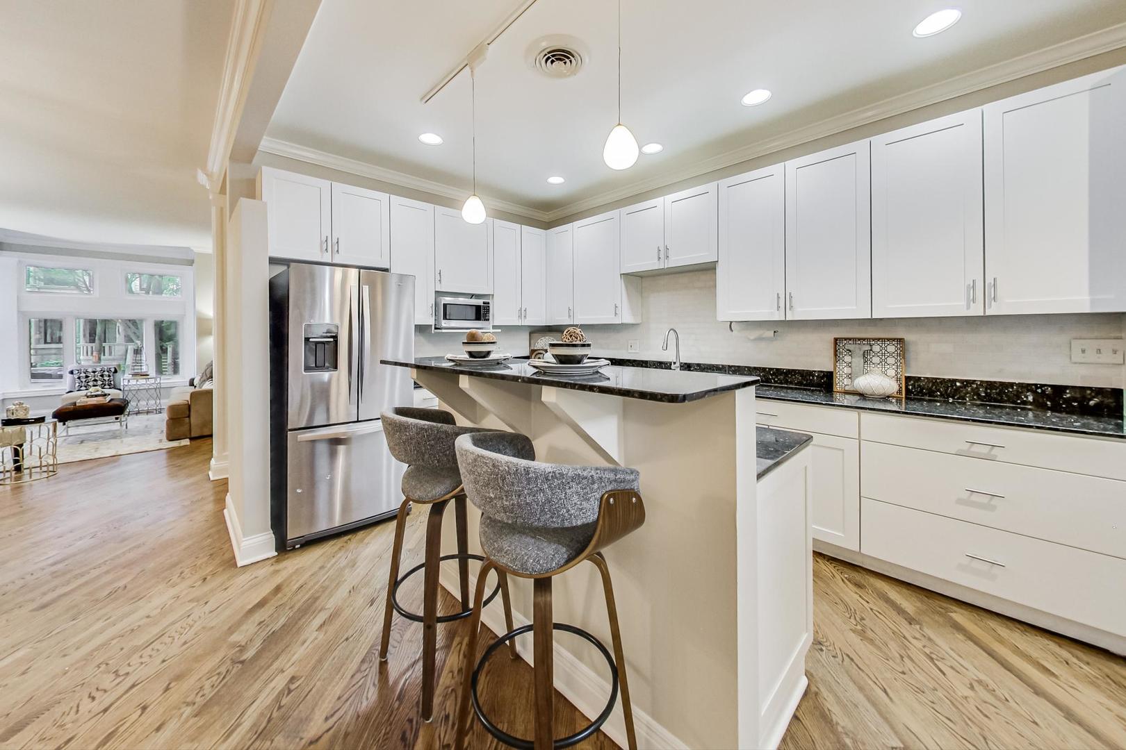 2229 N Seminary Avenue Unit: 1
