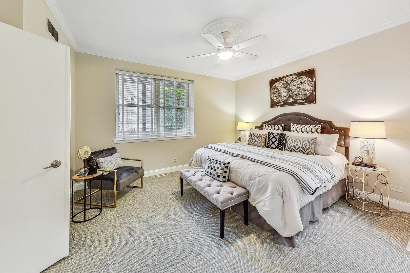 2229 N Seminary Avenue Unit: 1