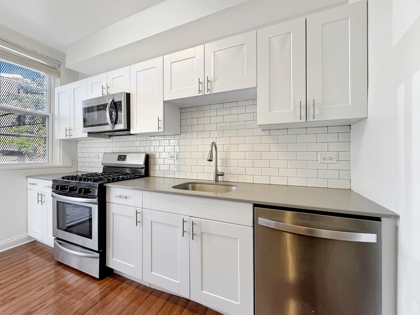 710 W GRACE Street Unit: 2
