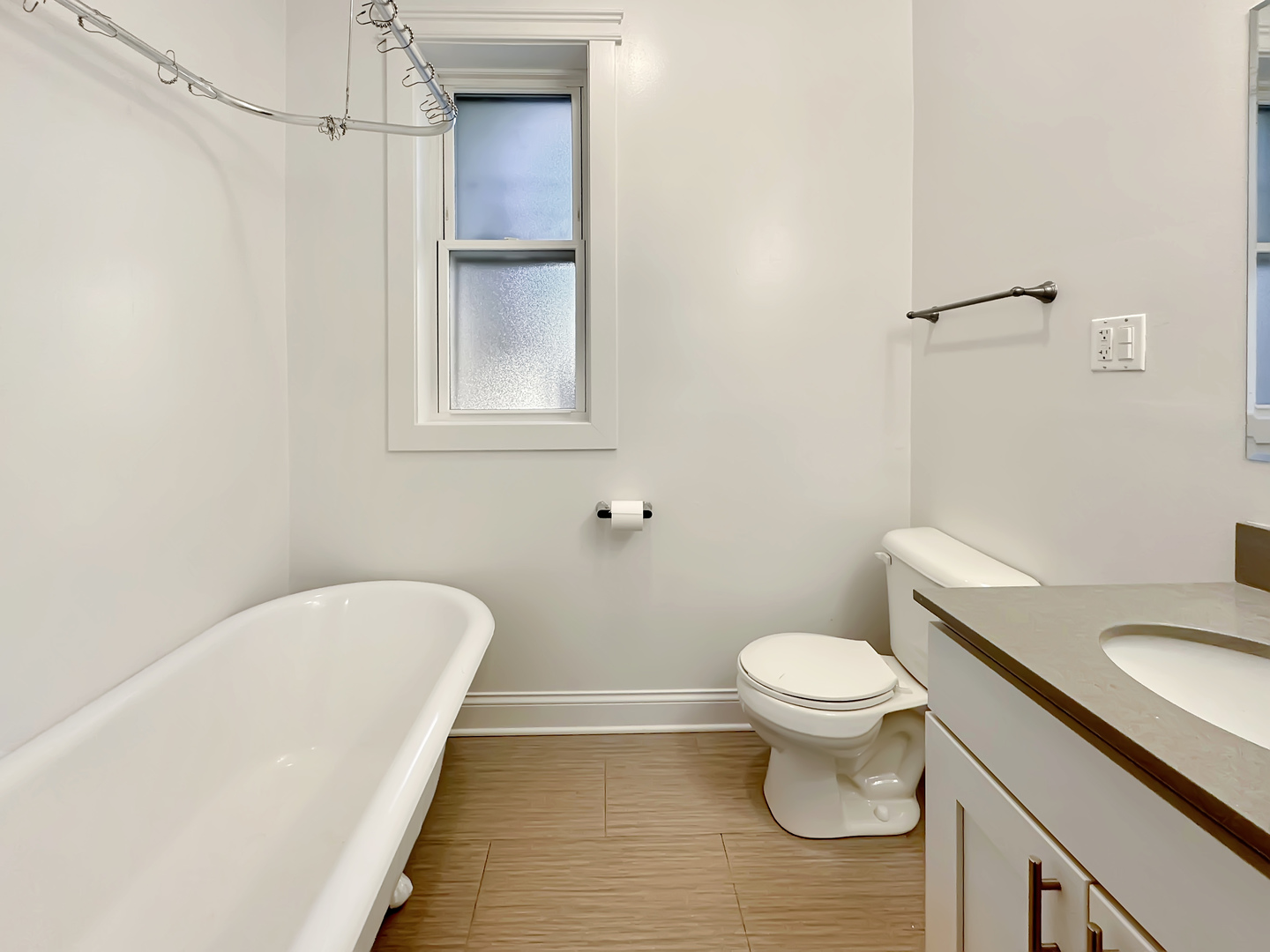 710 W GRACE Street Unit: 2