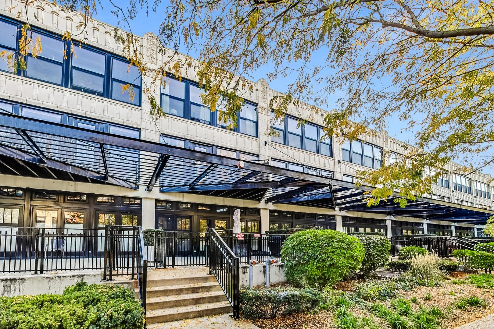 1001 W 15th Street Unit: 230