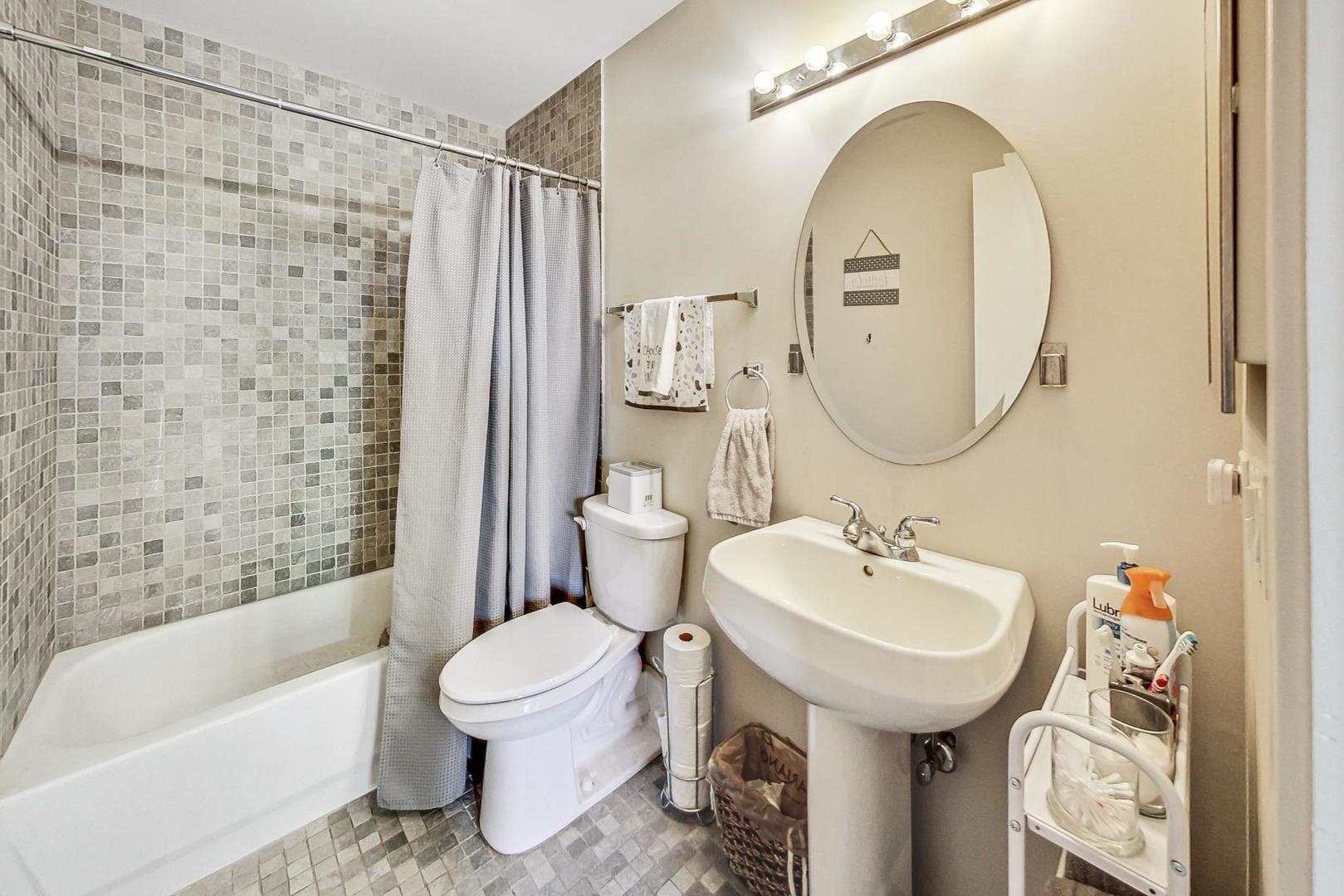 1001 W 15th Street Unit: 230