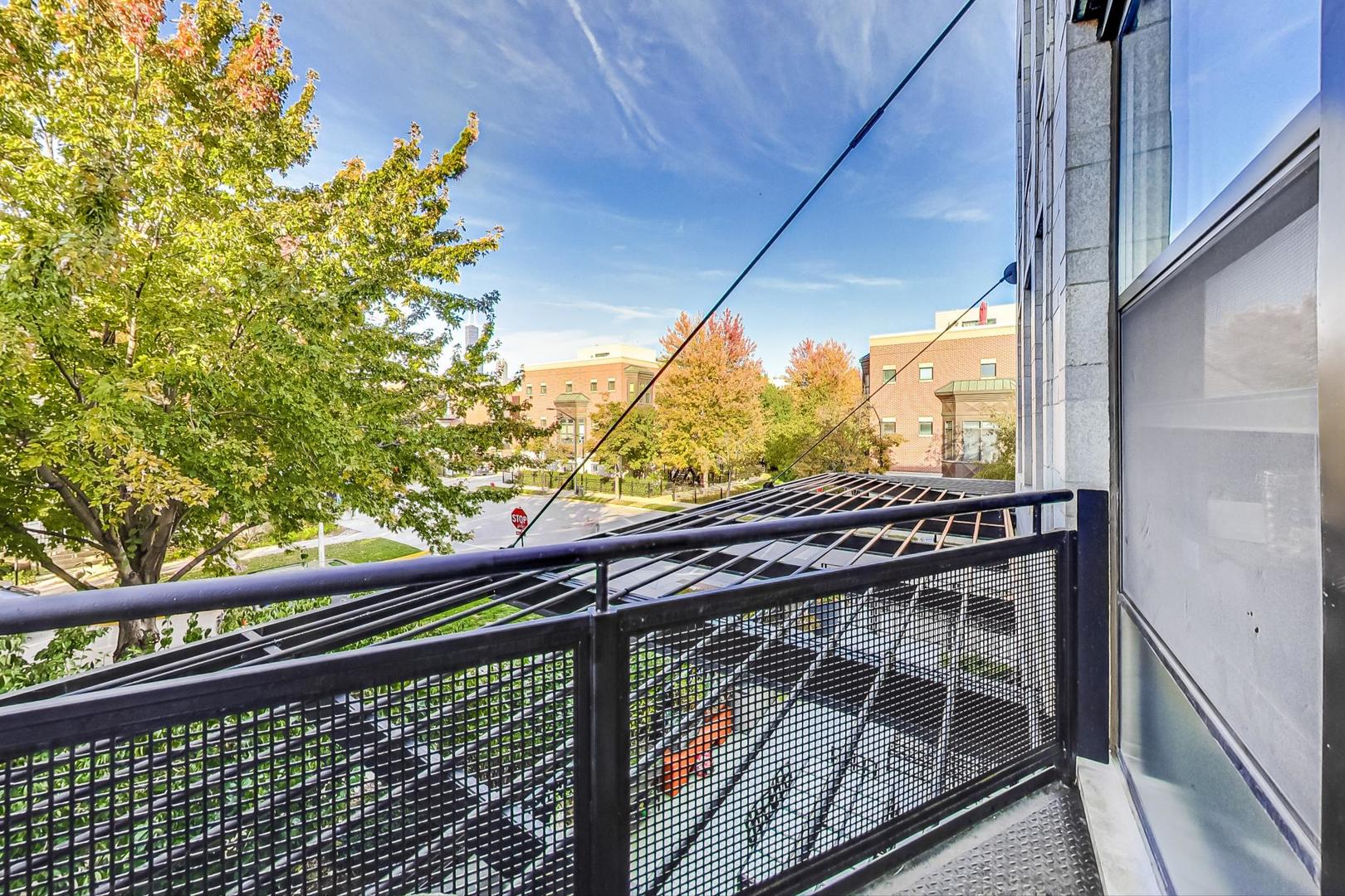 1001 W 15th Street Unit: 230
