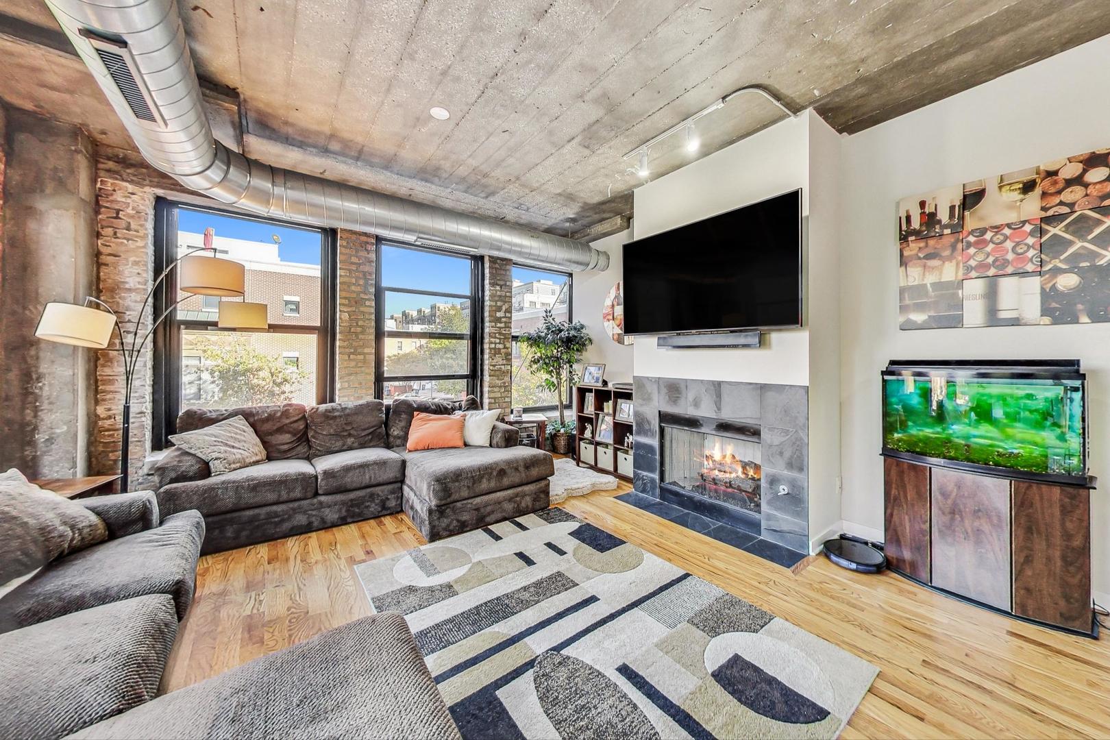 1001 W 15th Street Unit: 230