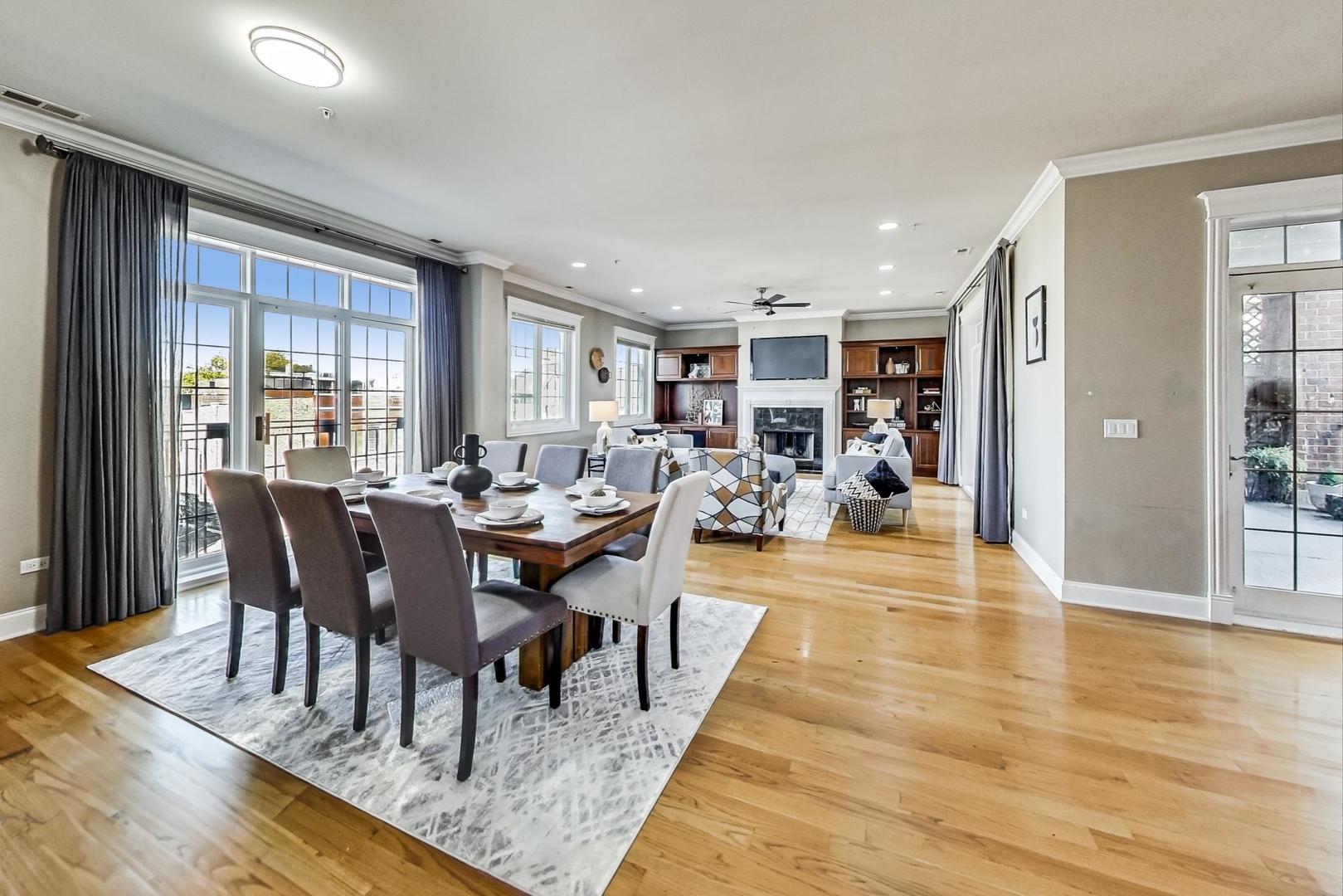 1453 W Irving Park Road Unit: 302