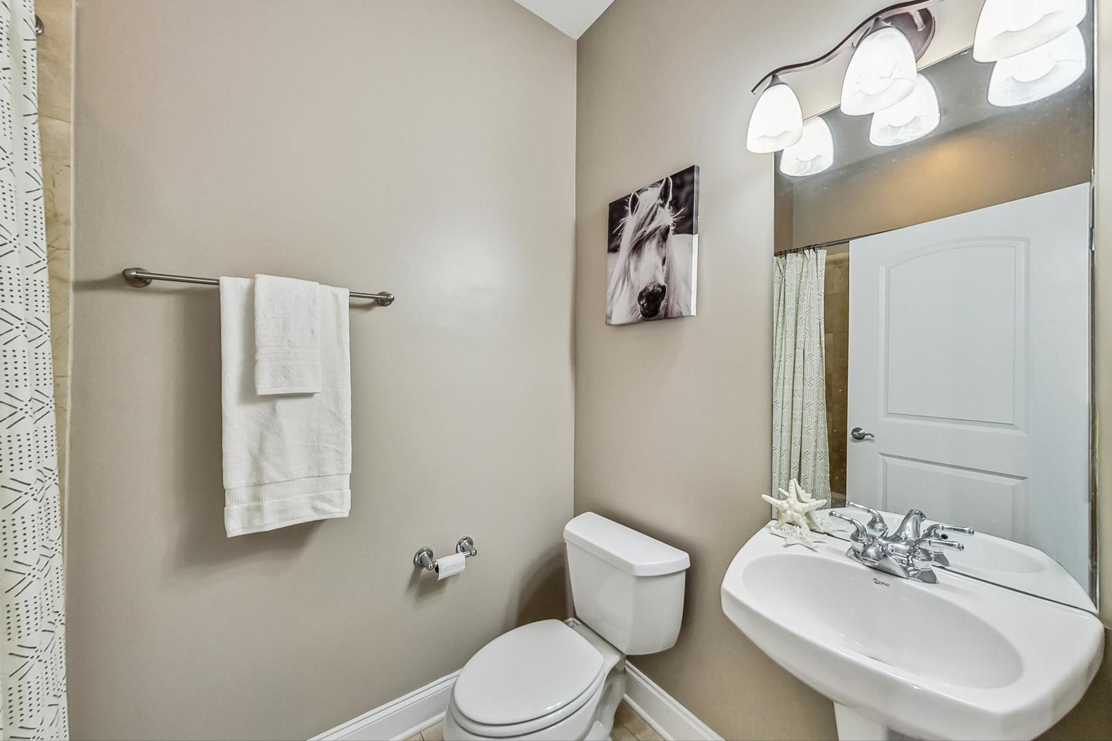 1453 W Irving Park Road Unit: 302
