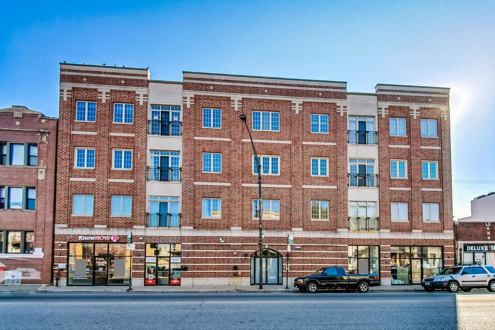 1453 W Irving Park Road Unit: 302