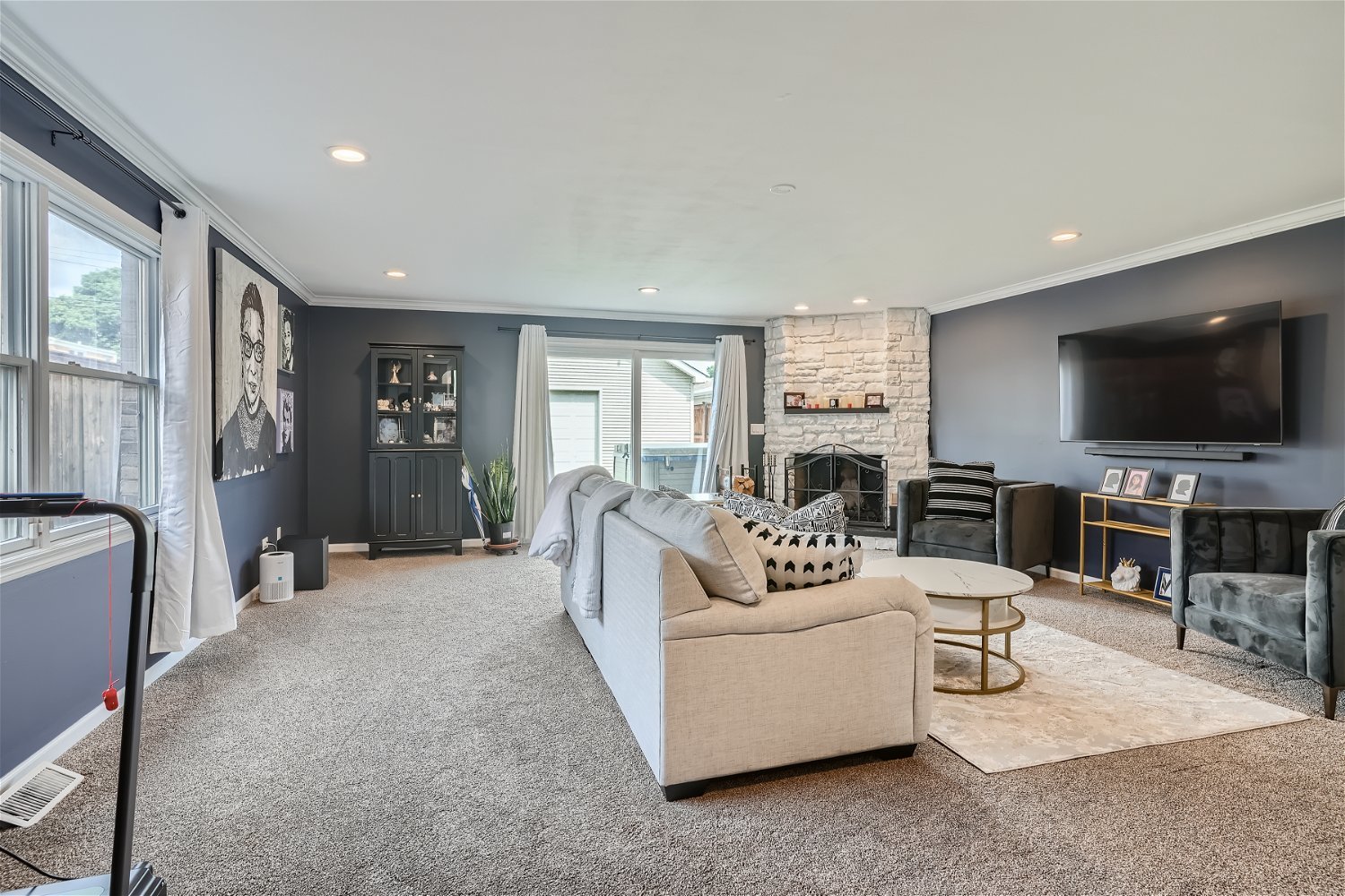 4569 N Merrimac Avenue