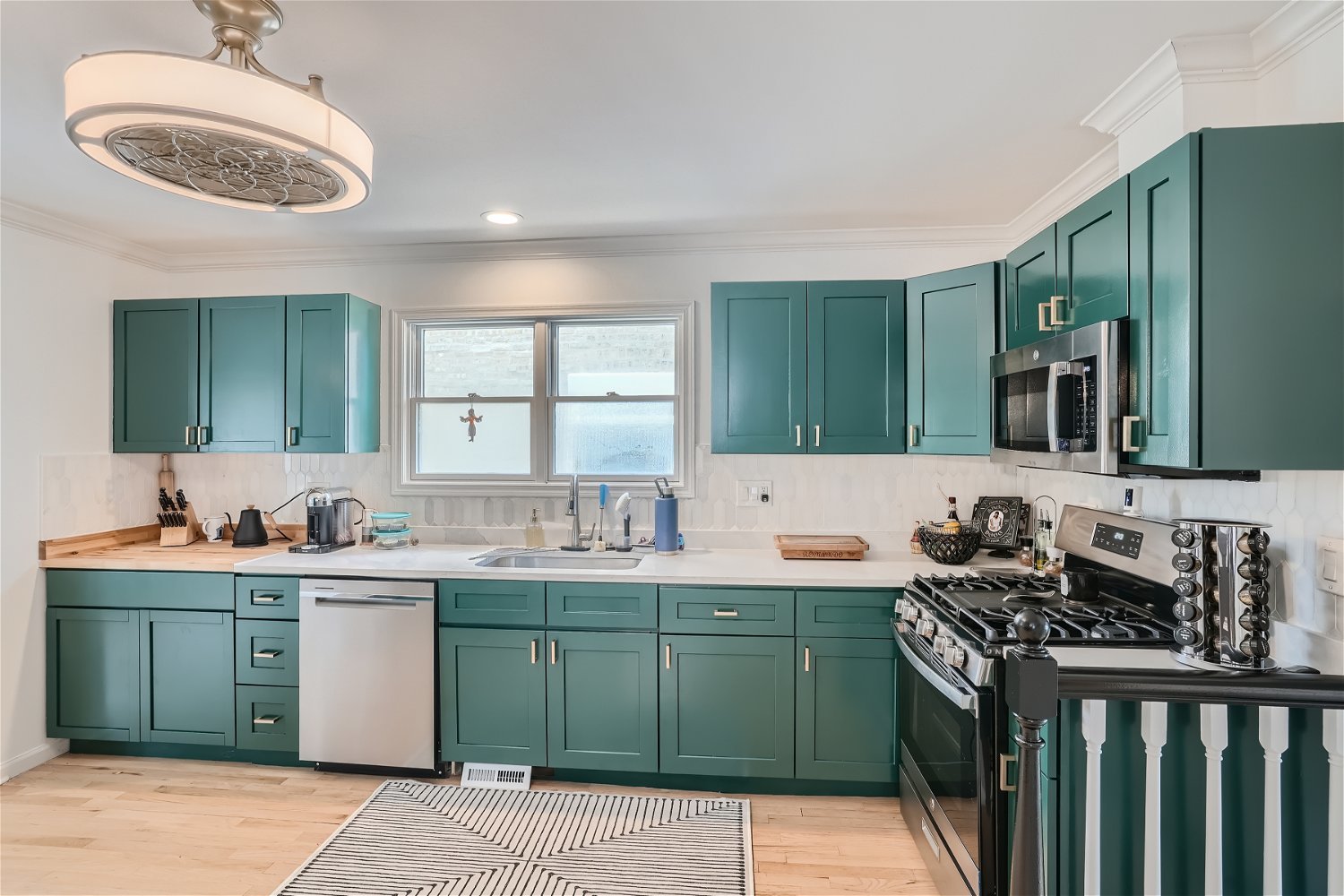 4569 N Merrimac Avenue