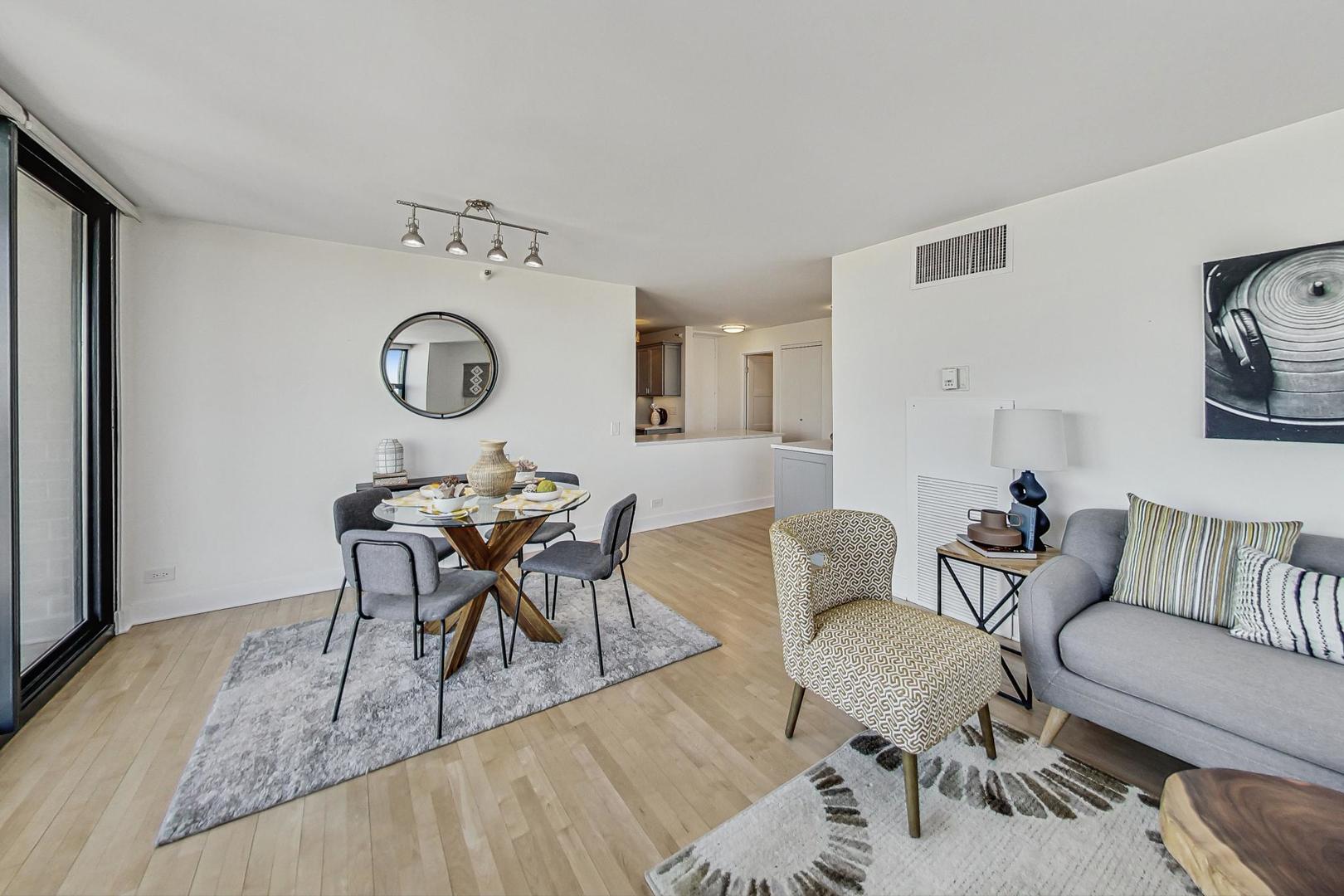3660 N Lake Shore Drive Unit: 2613