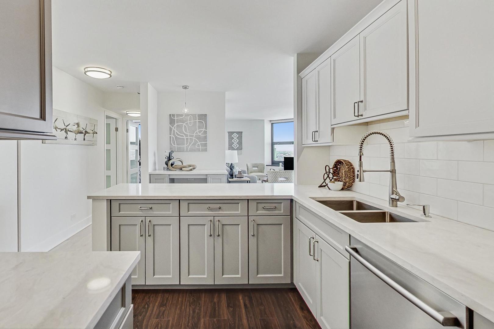 3660 N Lake Shore Drive Unit: 2613