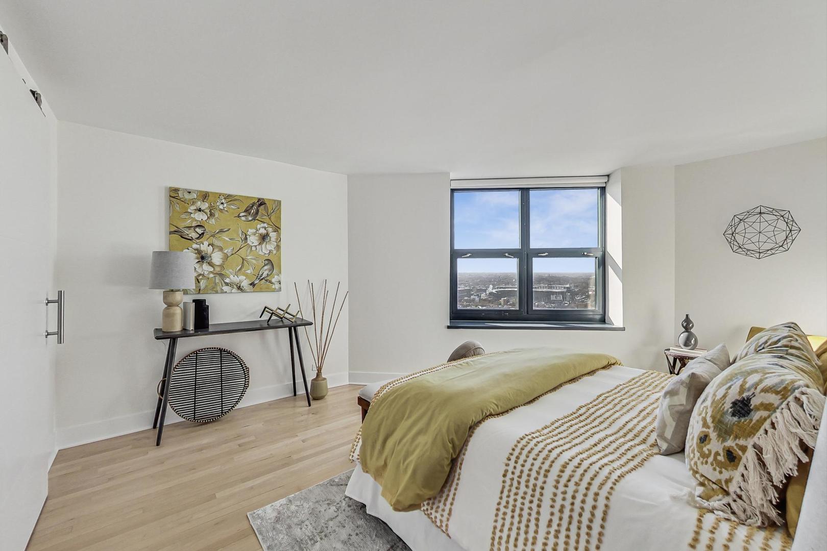 3660 N Lake Shore Drive Unit: 2613