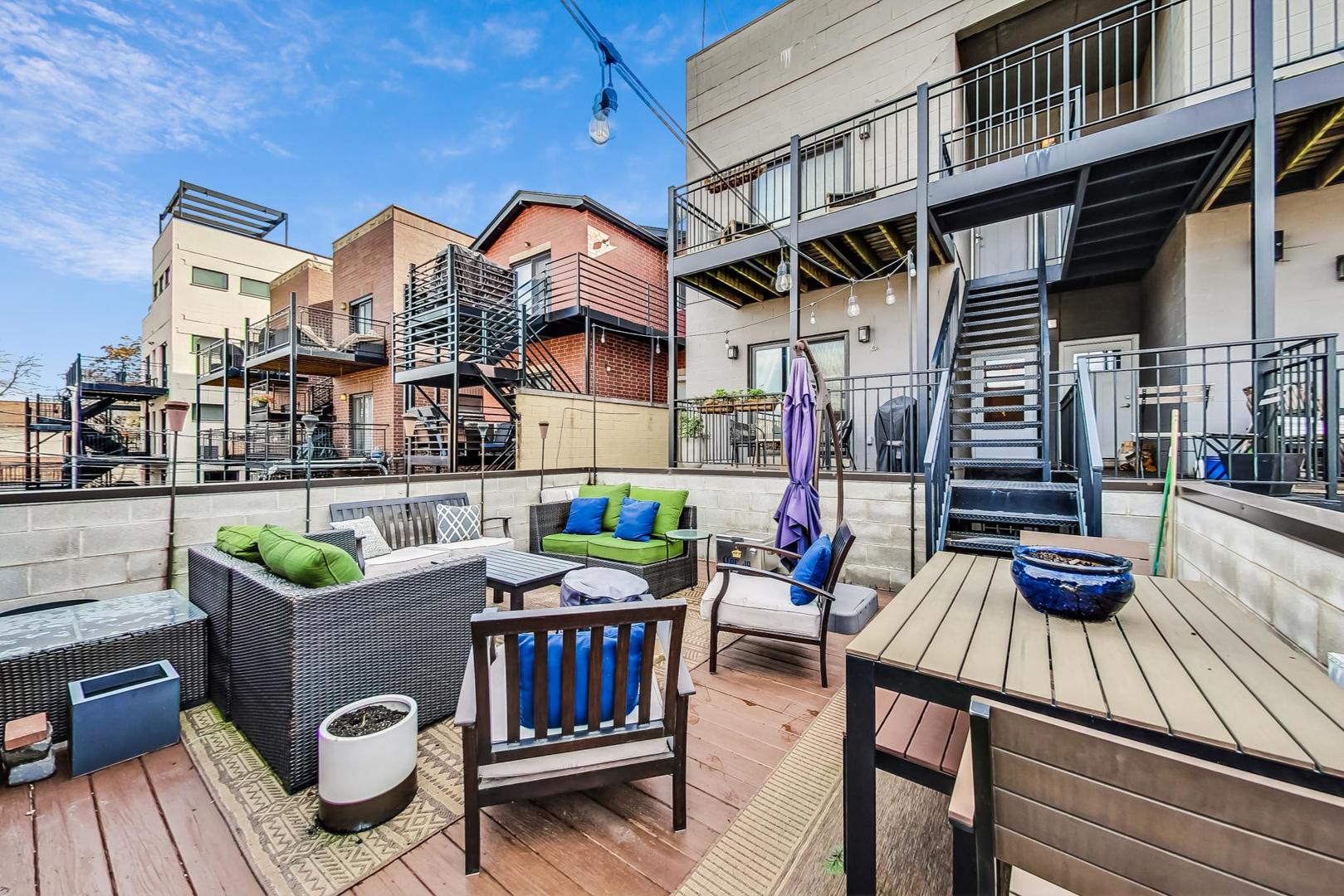 1918 W ARMITAGE Avenue Unit: 2B