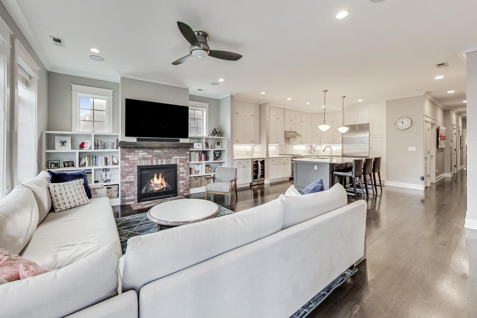 3510 N Fremont Street Unit: 3