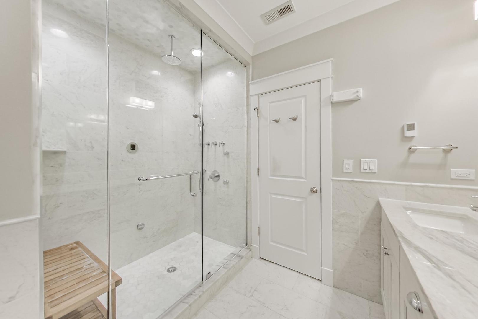 3510 N Fremont Street Unit: 3