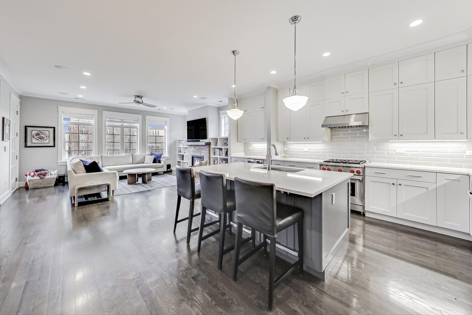 3510 N Fremont Street Unit: 3