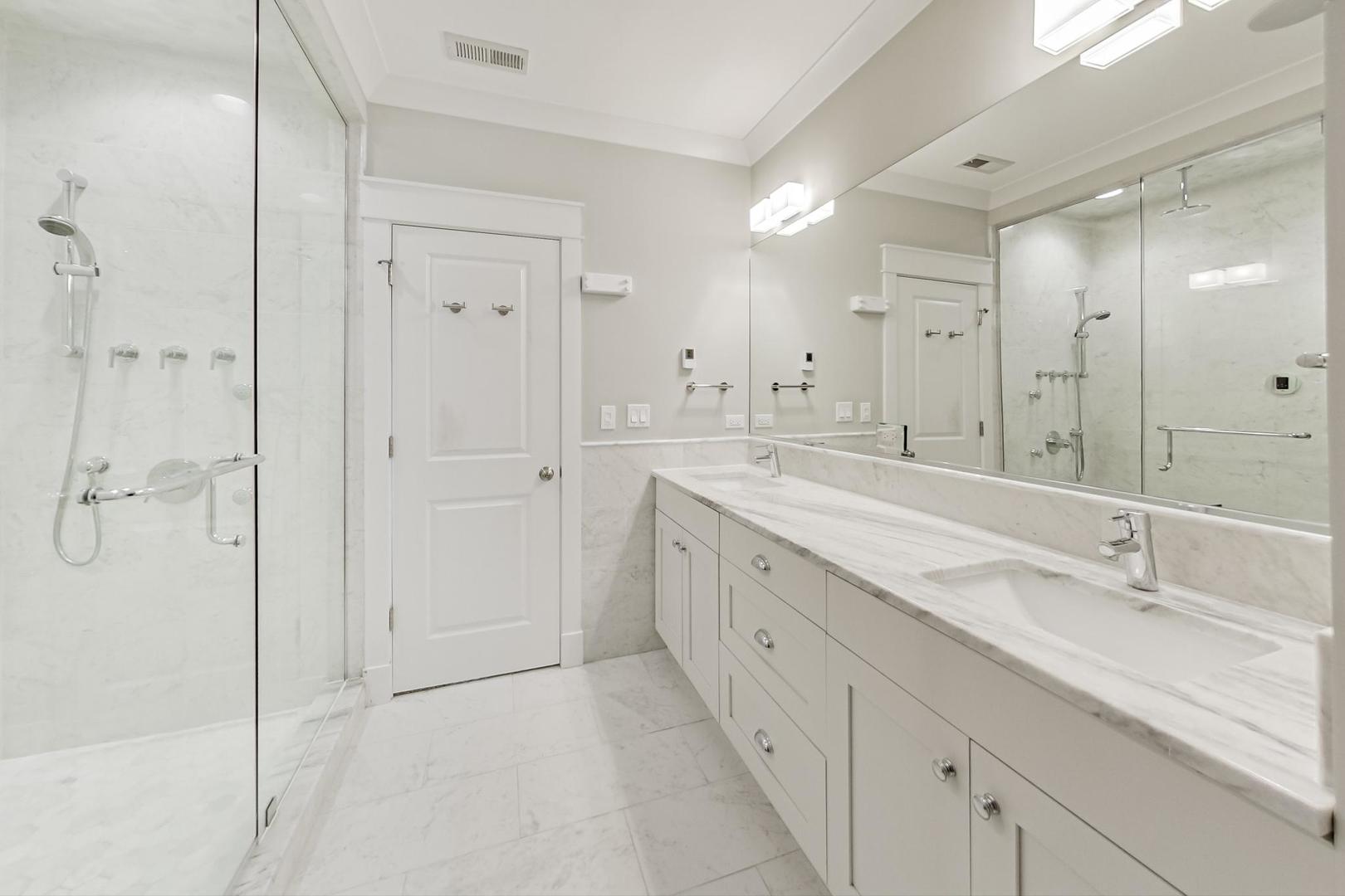 3510 N Fremont Street Unit: 3
