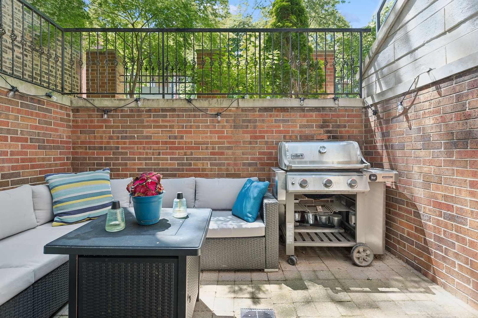 3507 N Reta Avenue Unit: 1