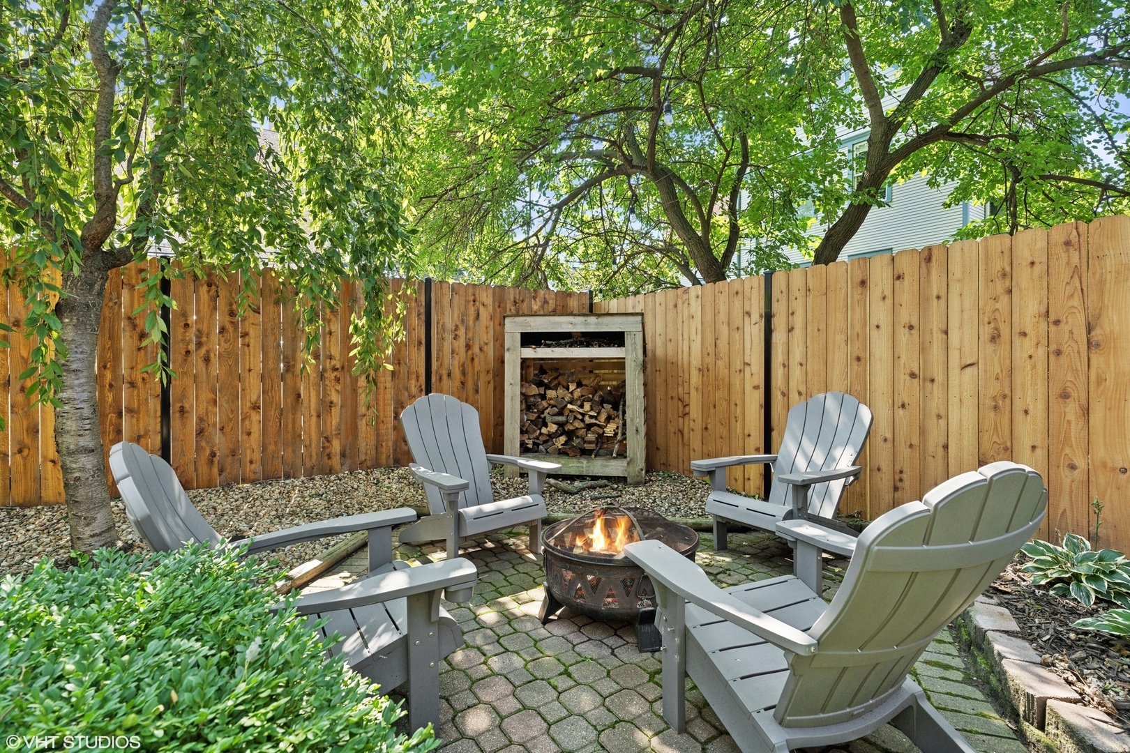 2441 N Sawyer Avenue Unit: 1N