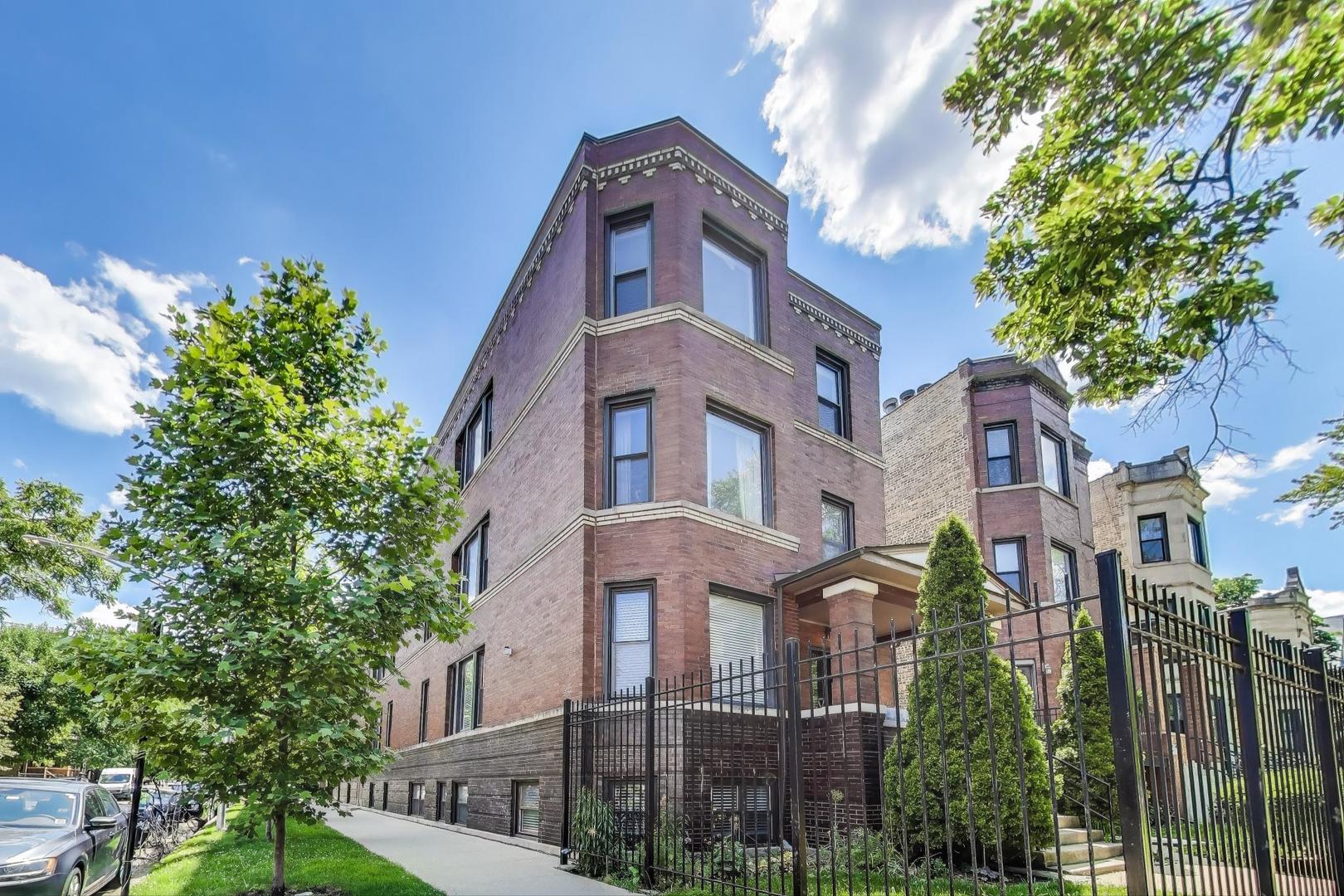 3253 W Palmer Street Unit: 301