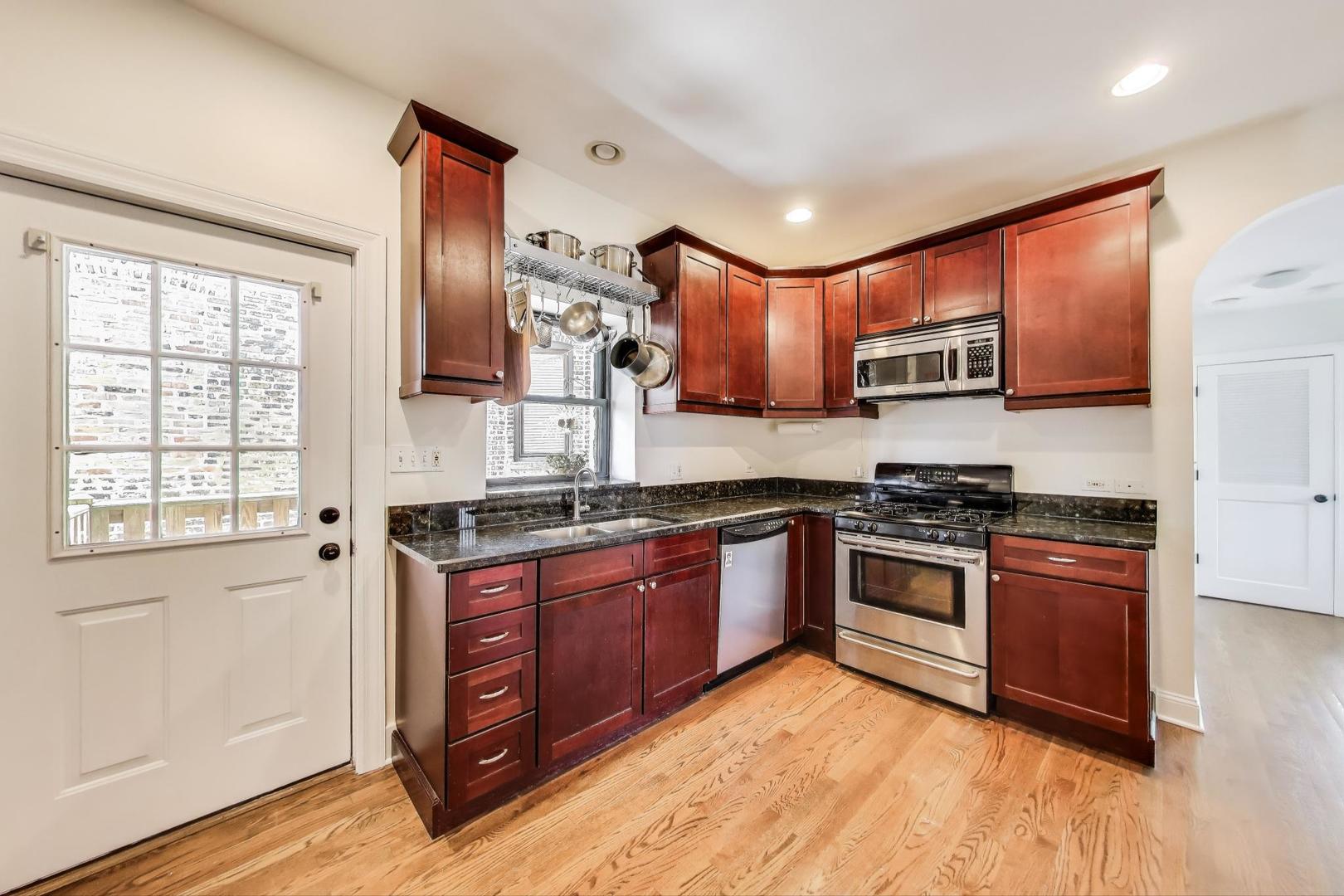 3253 W Palmer Street Unit: 301
