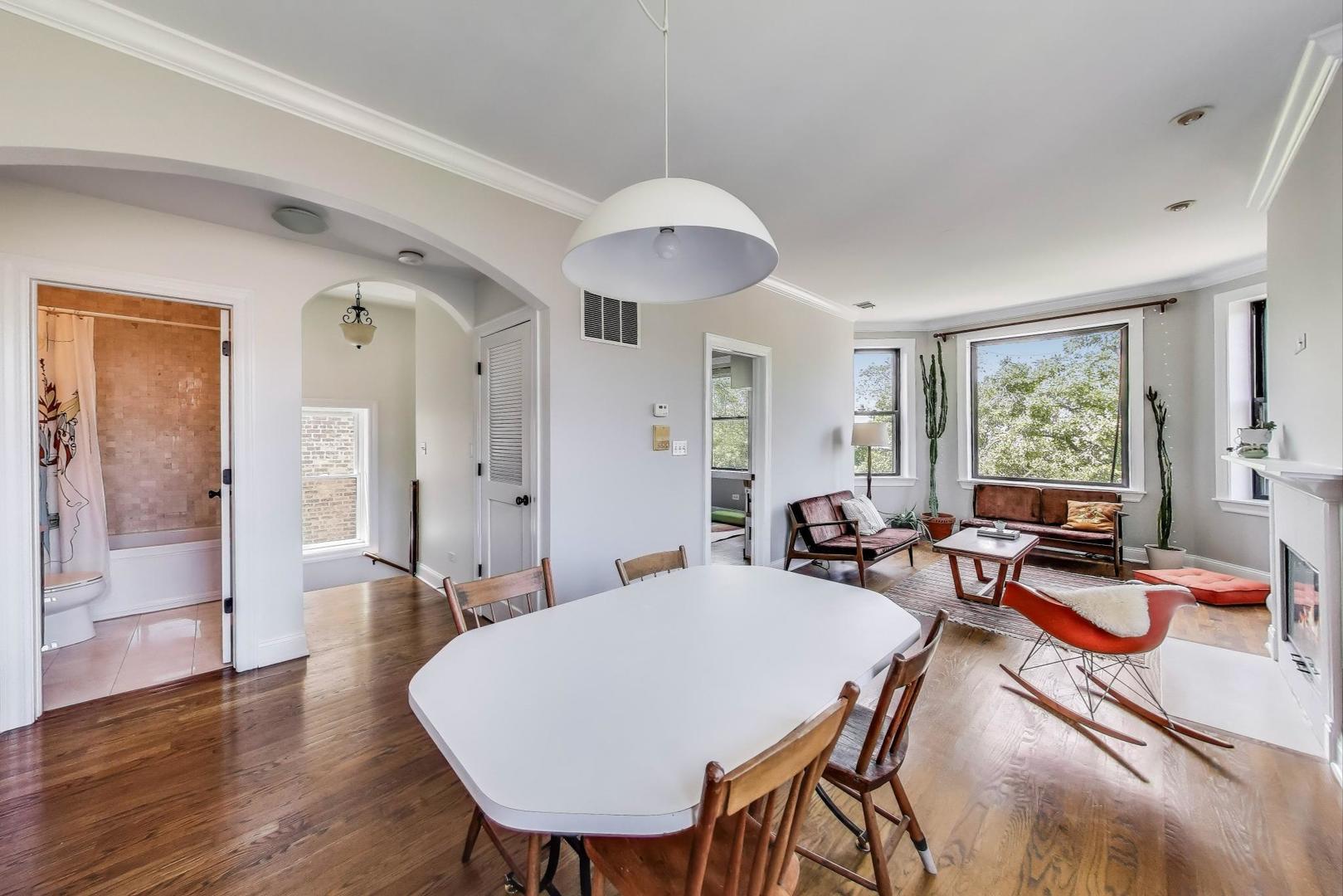3253 W Palmer Street Unit: 301