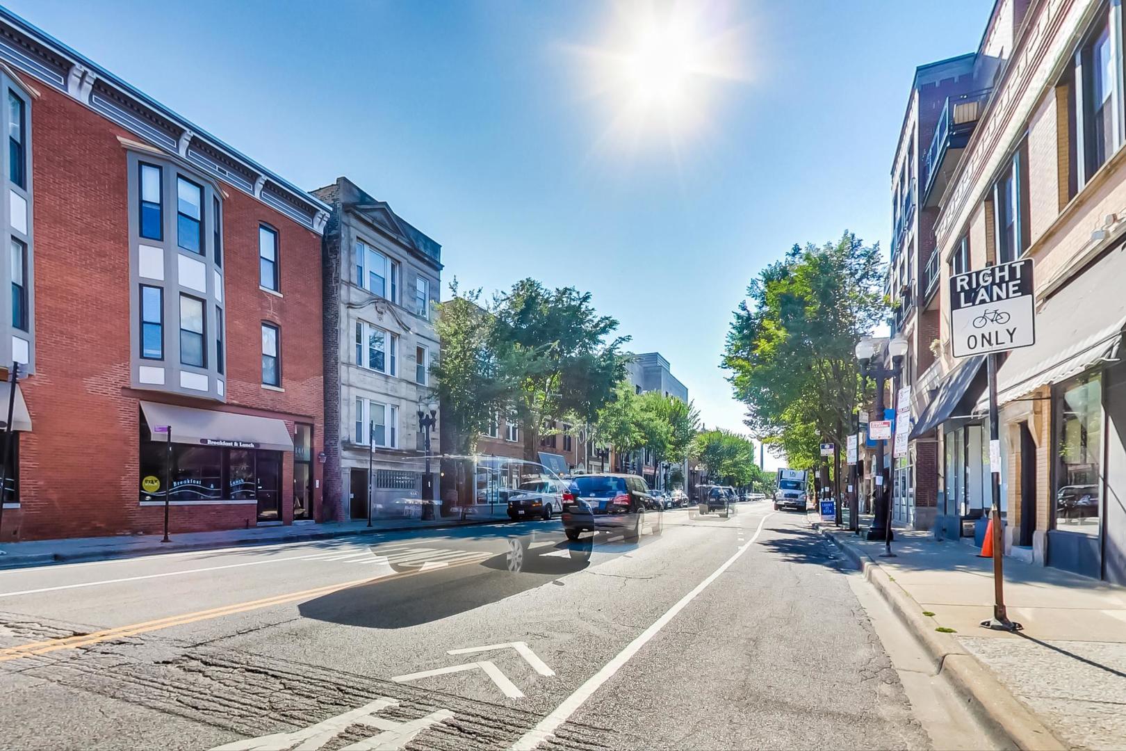 1422 W Lexington Street Unit: 2F