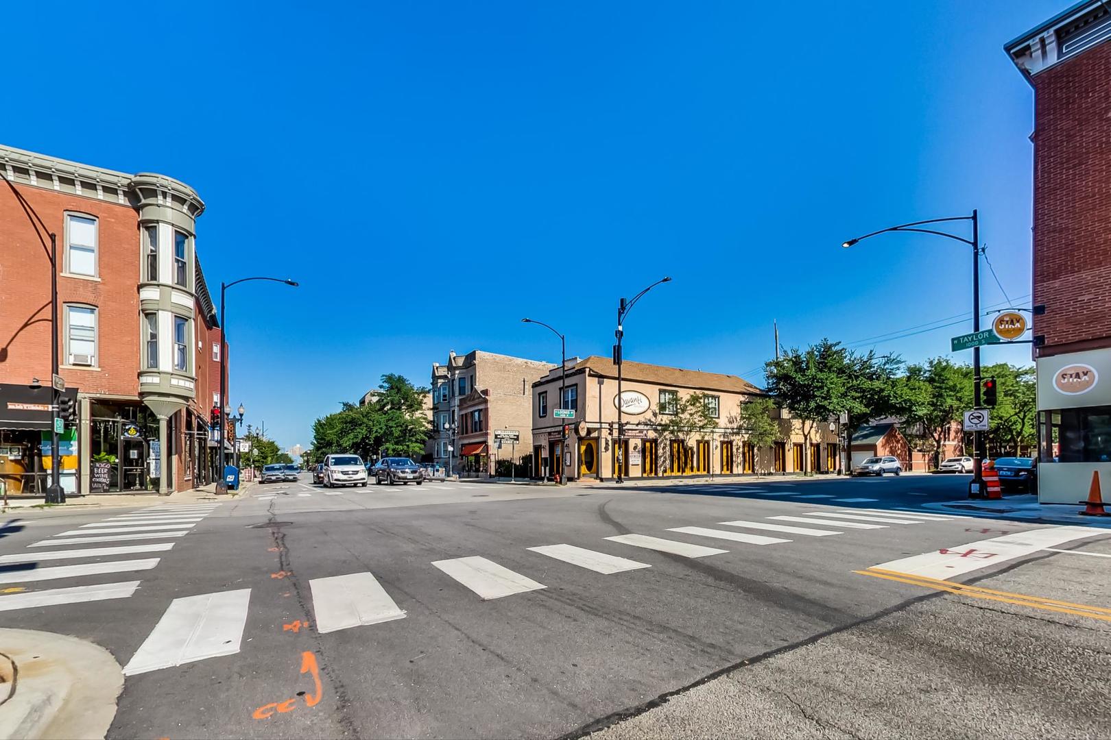 1422 W Lexington Street Unit: 2F