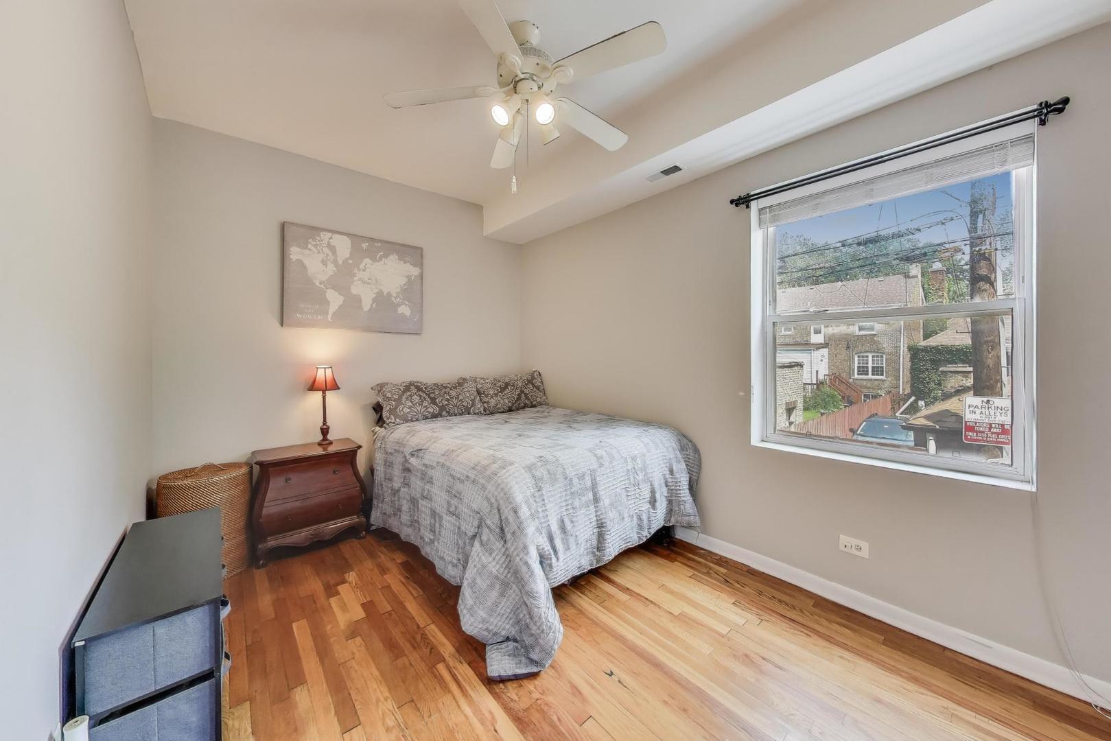 3816 W Ainslie Street Unit: 1