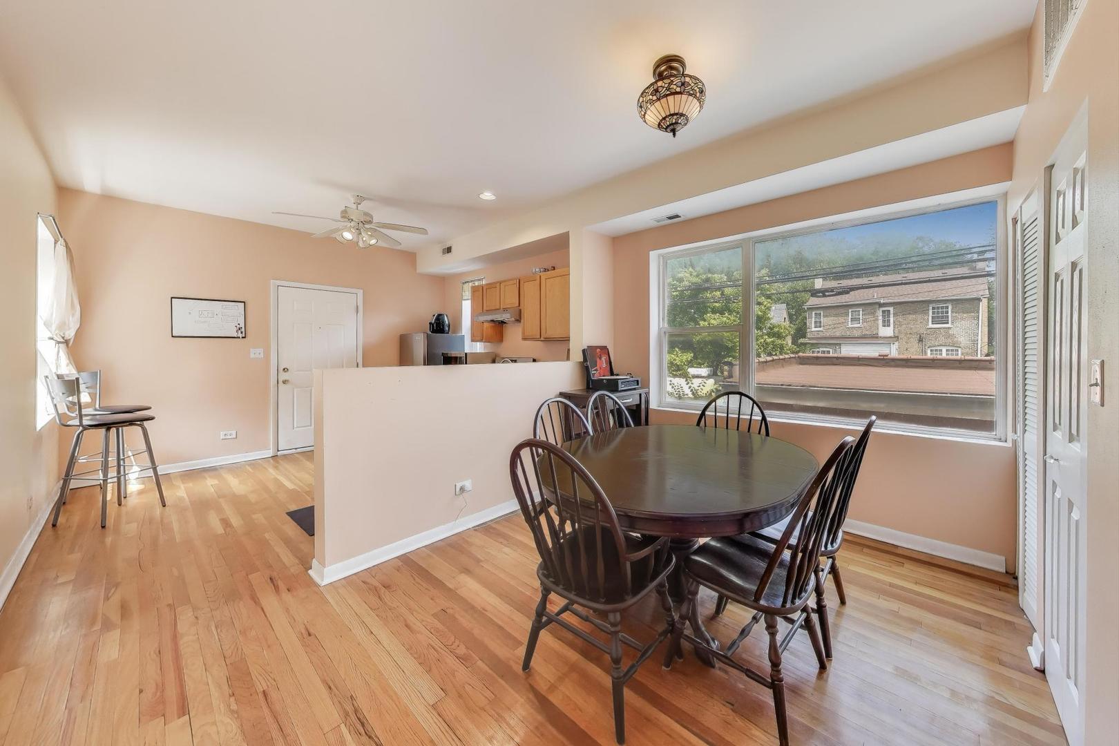 3816 W Ainslie Street Unit: 1