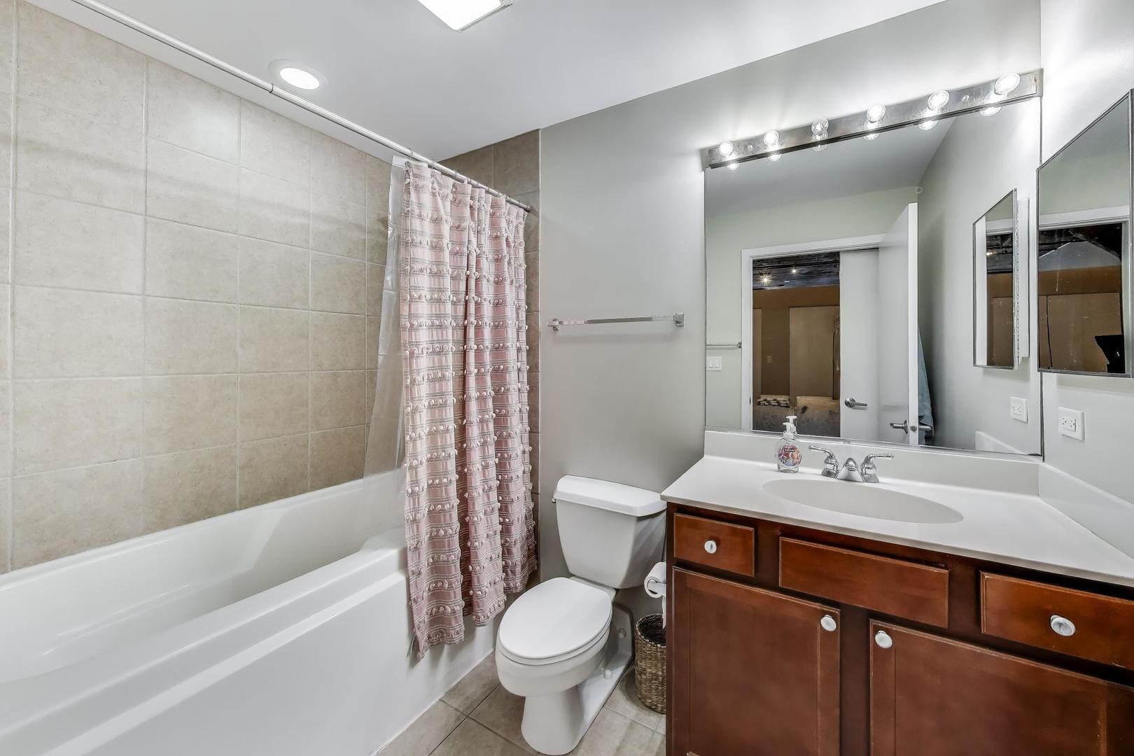 1001 W 15TH Street Unit: 241