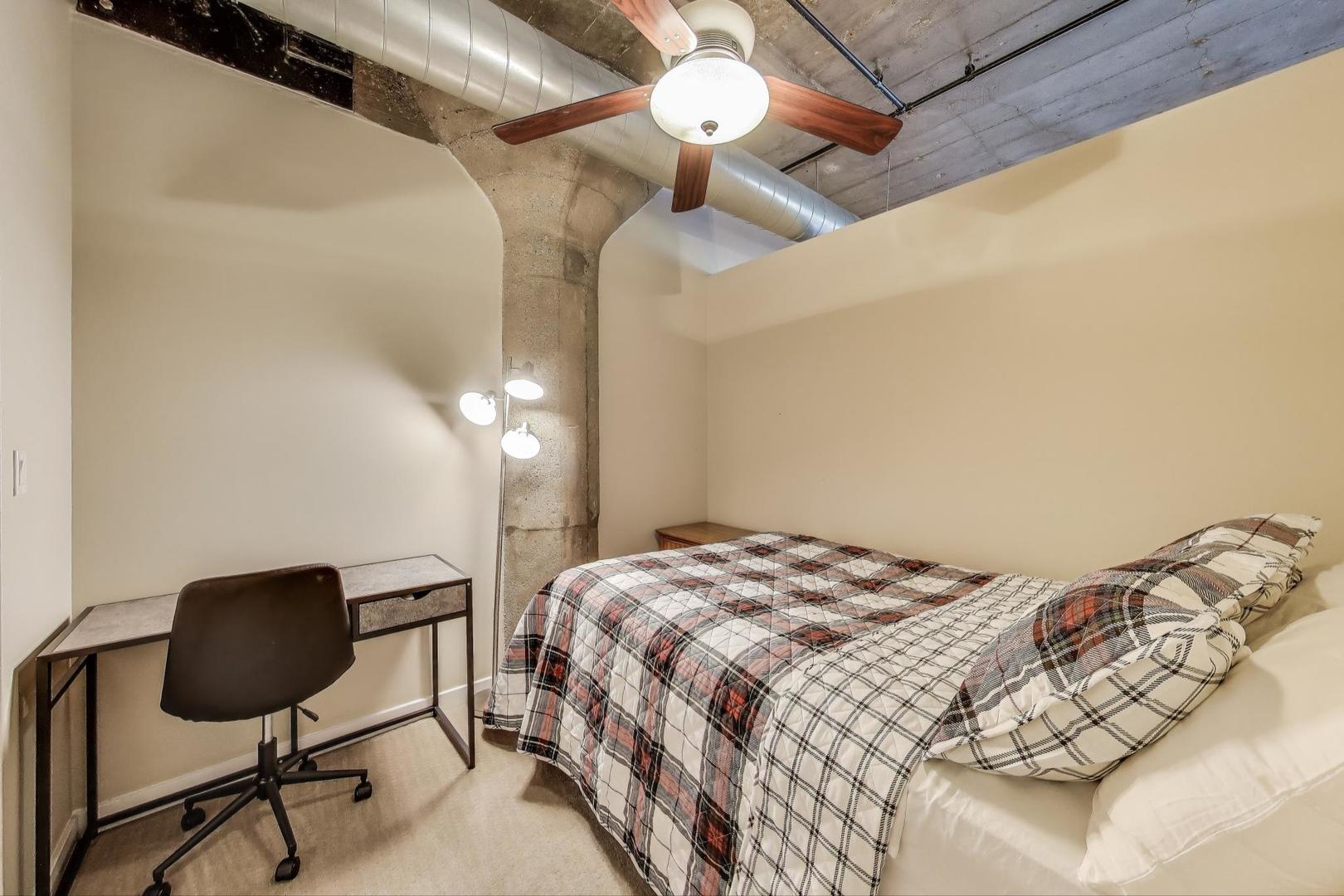 1001 W 15TH Street Unit: 241