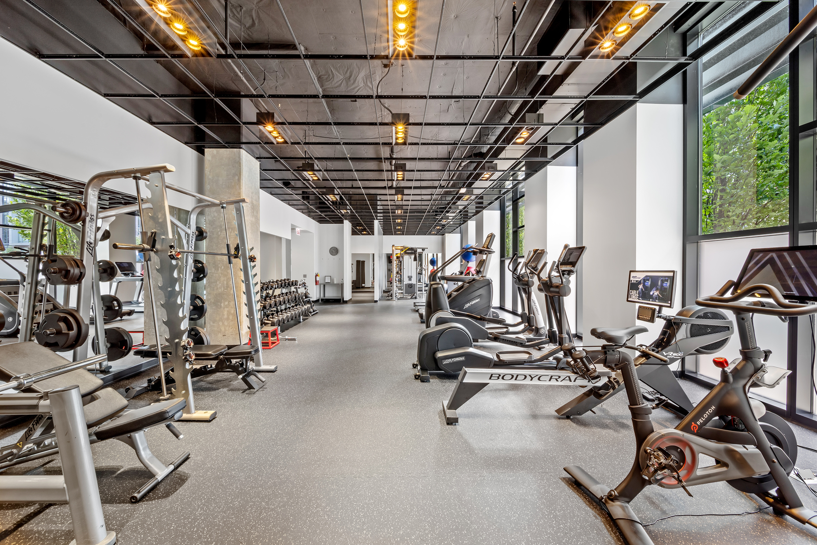 400 W Huron Street Unit: 1001
