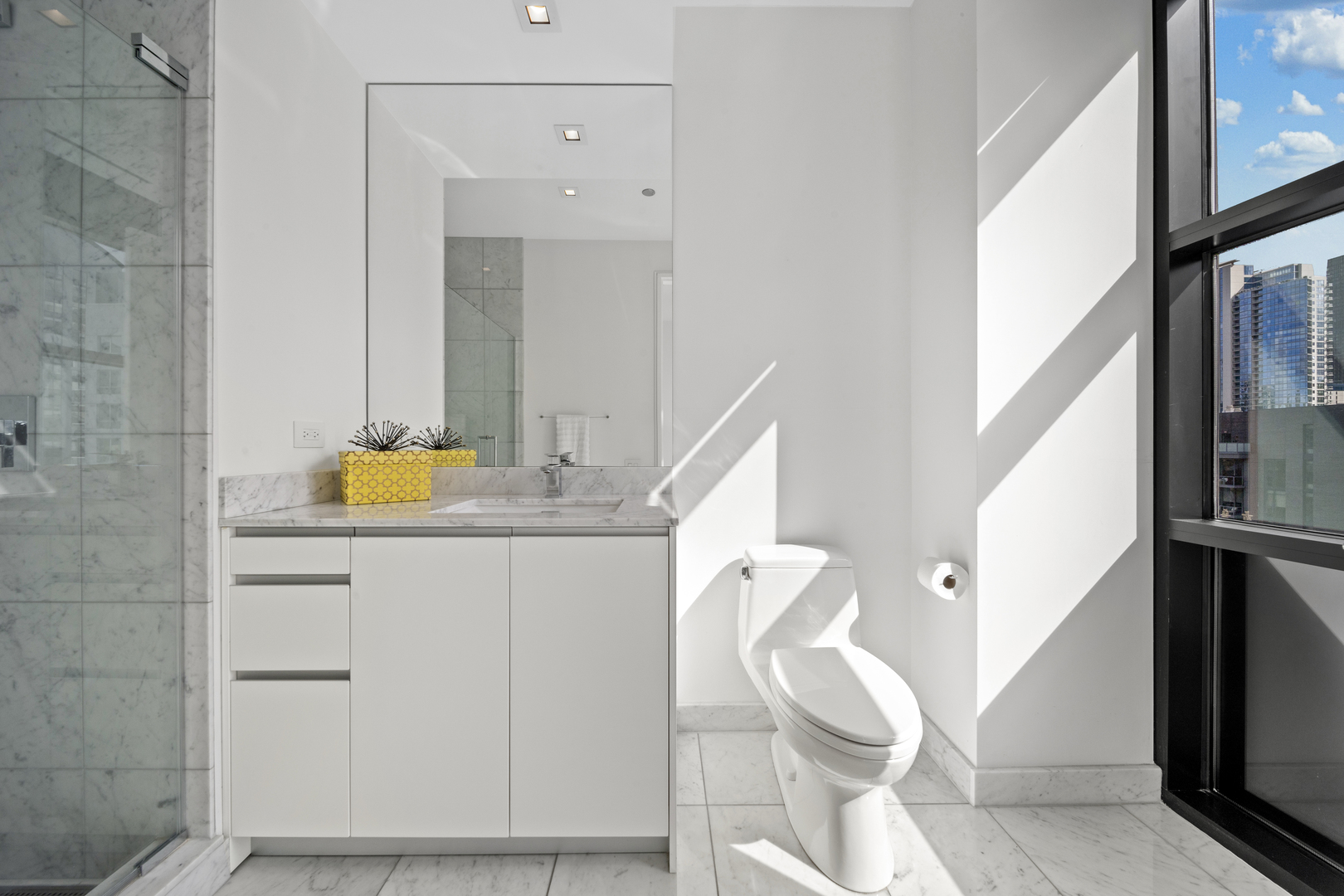 400 W Huron Street Unit: 1001
