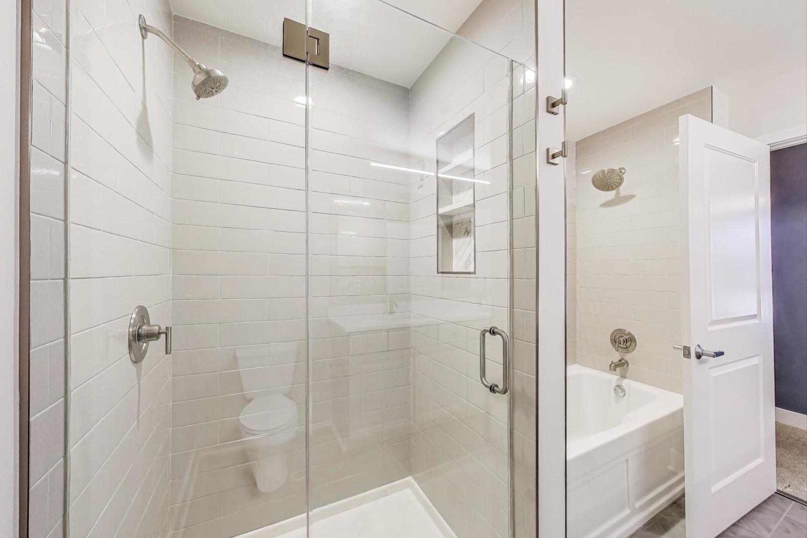 901 W MADISON Street Unit: 519