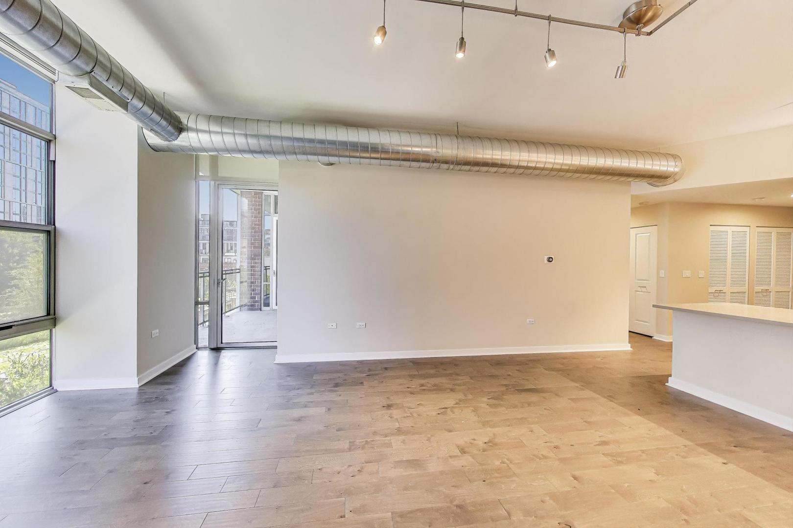 901 W MADISON Street Unit: 519