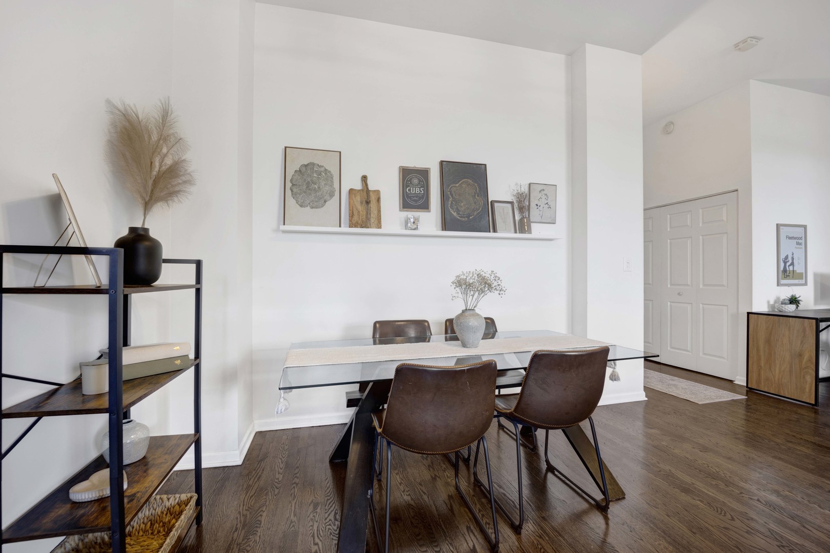 1350 W Fullerton Avenue Unit: 405