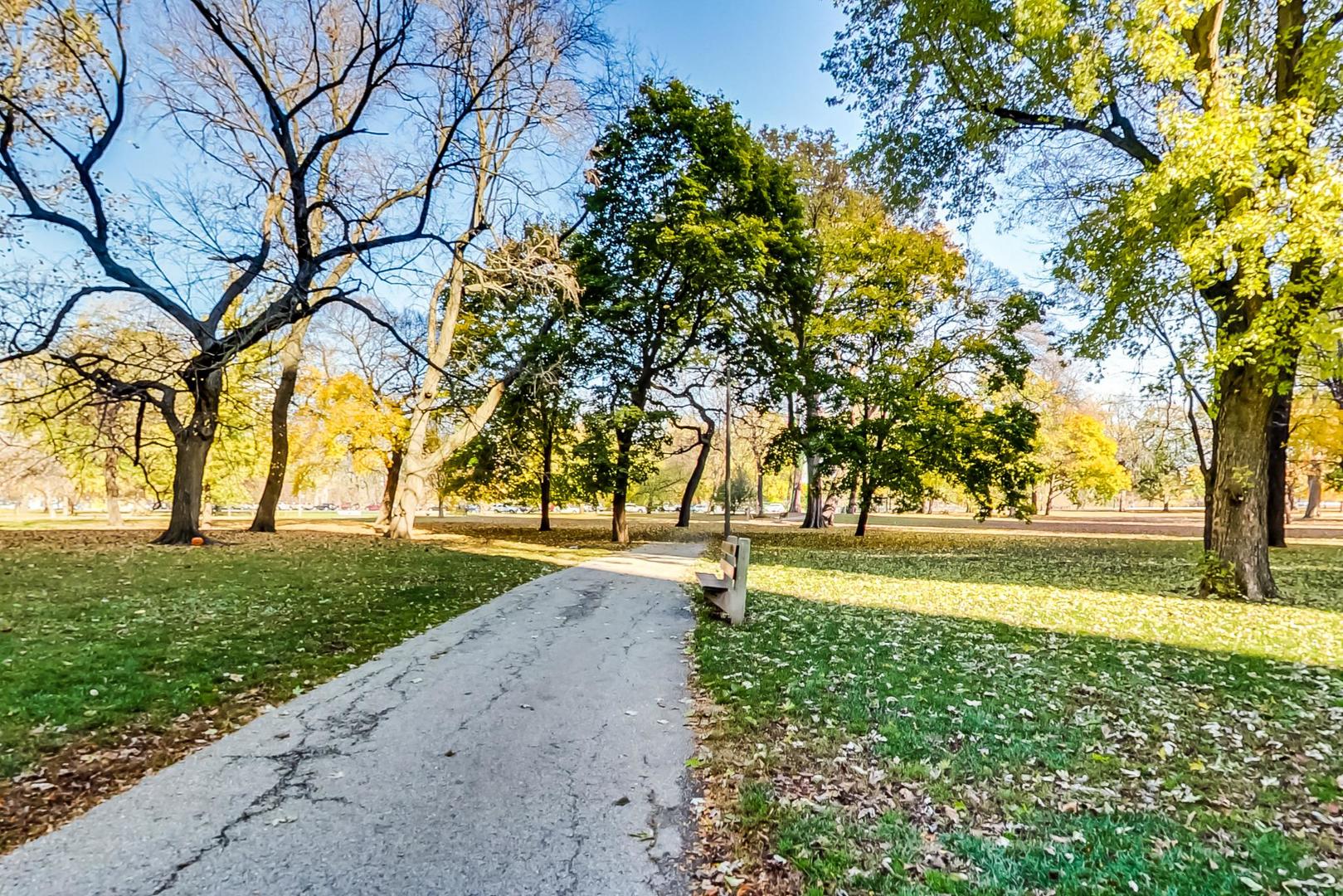 2400 N Lakeview Avenue Unit: 1708