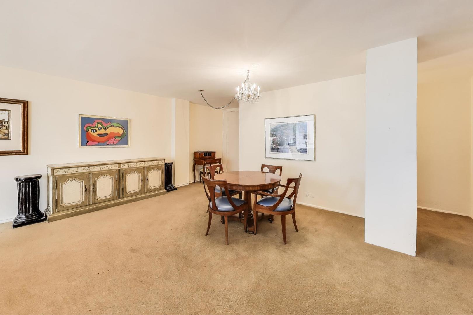 2400 N Lakeview Avenue Unit: 1708