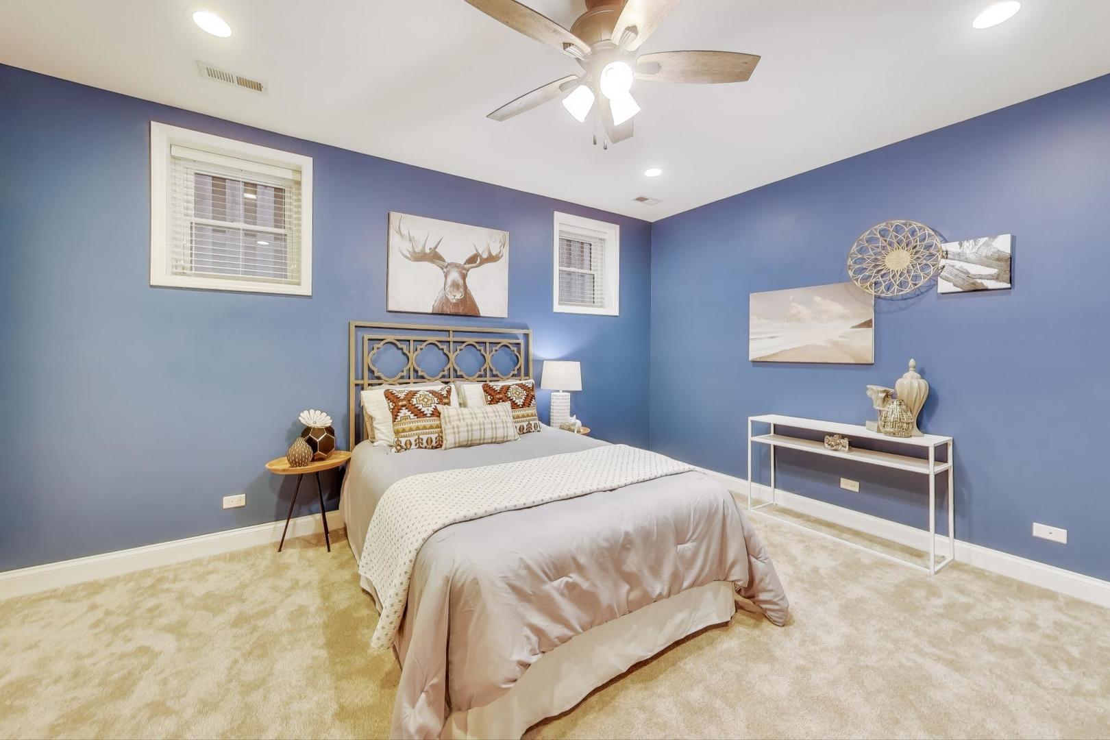 2449 W LOGAN Boulevard Unit: 1F