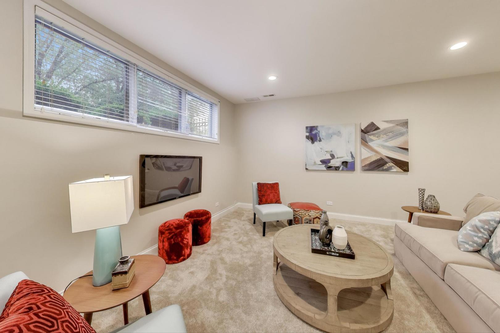 2449 W LOGAN Boulevard Unit: 1F