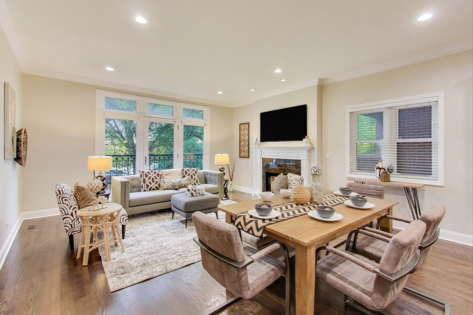 2449 W LOGAN Boulevard Unit: 1F