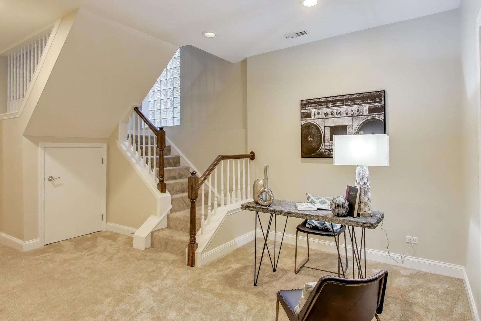 2449 W LOGAN Boulevard Unit: 1F