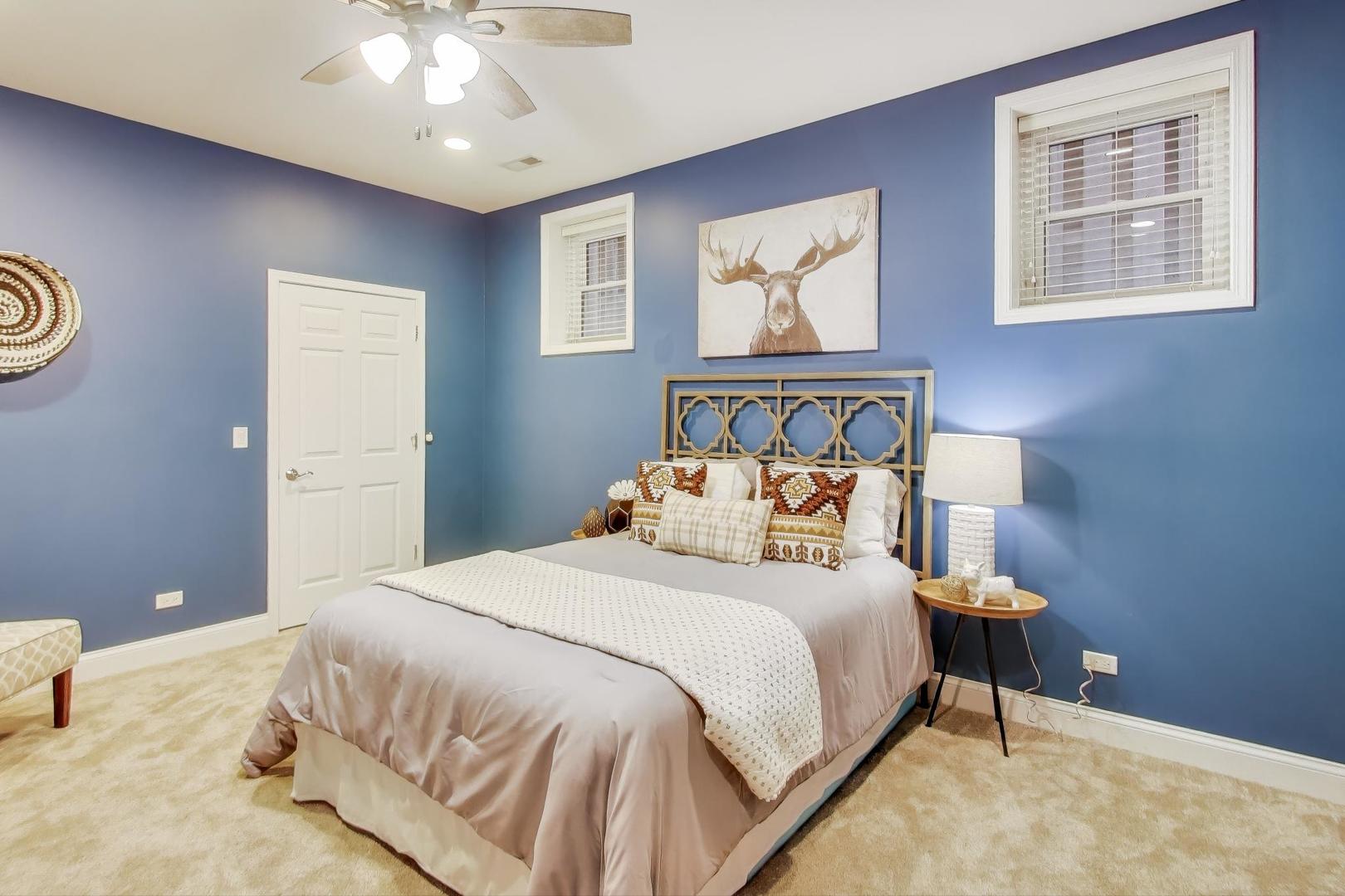 2449 W LOGAN Boulevard Unit: 1F