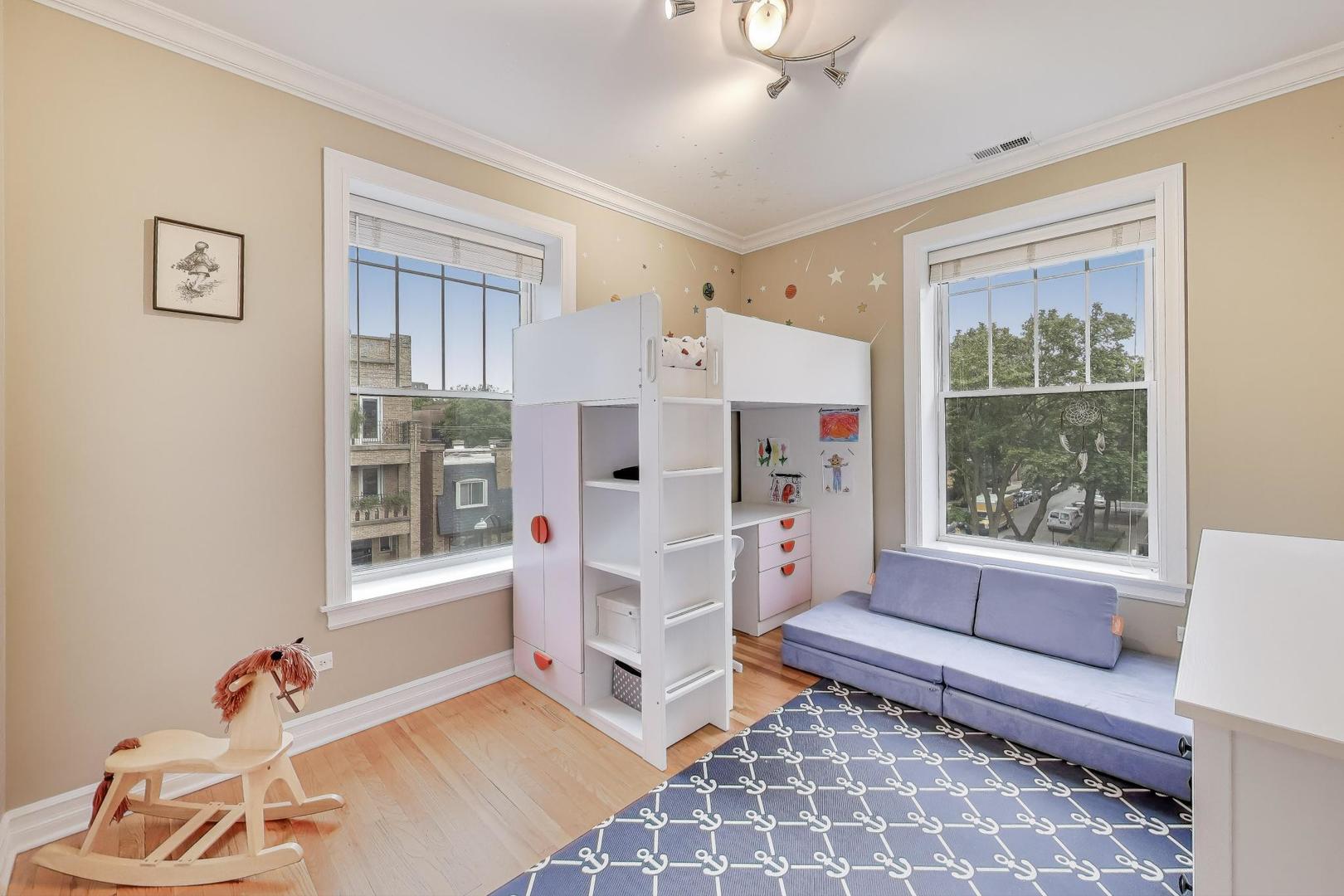 2711 N Mildred Avenue Unit: 3A
