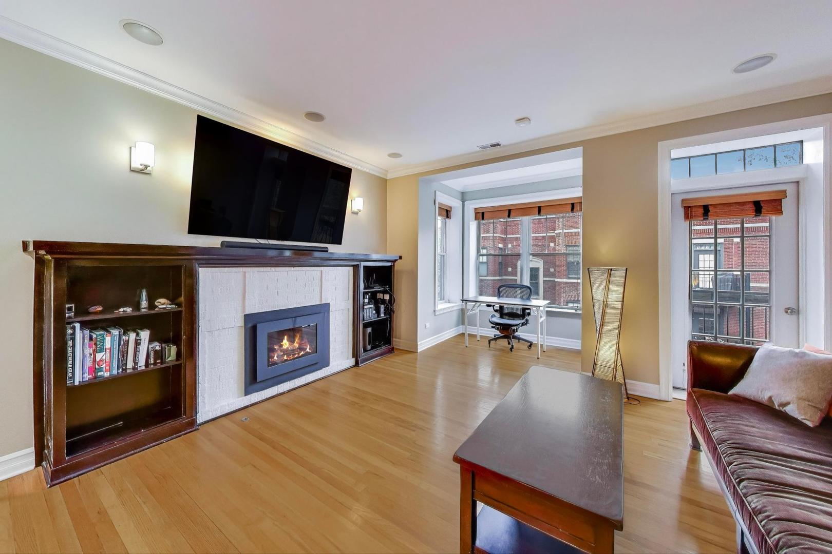 2711 N Mildred Avenue Unit: 3A