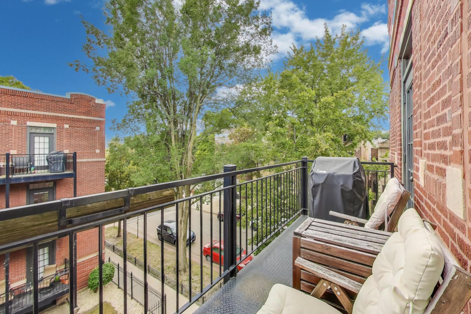 2711 N Mildred Avenue Unit: 3A